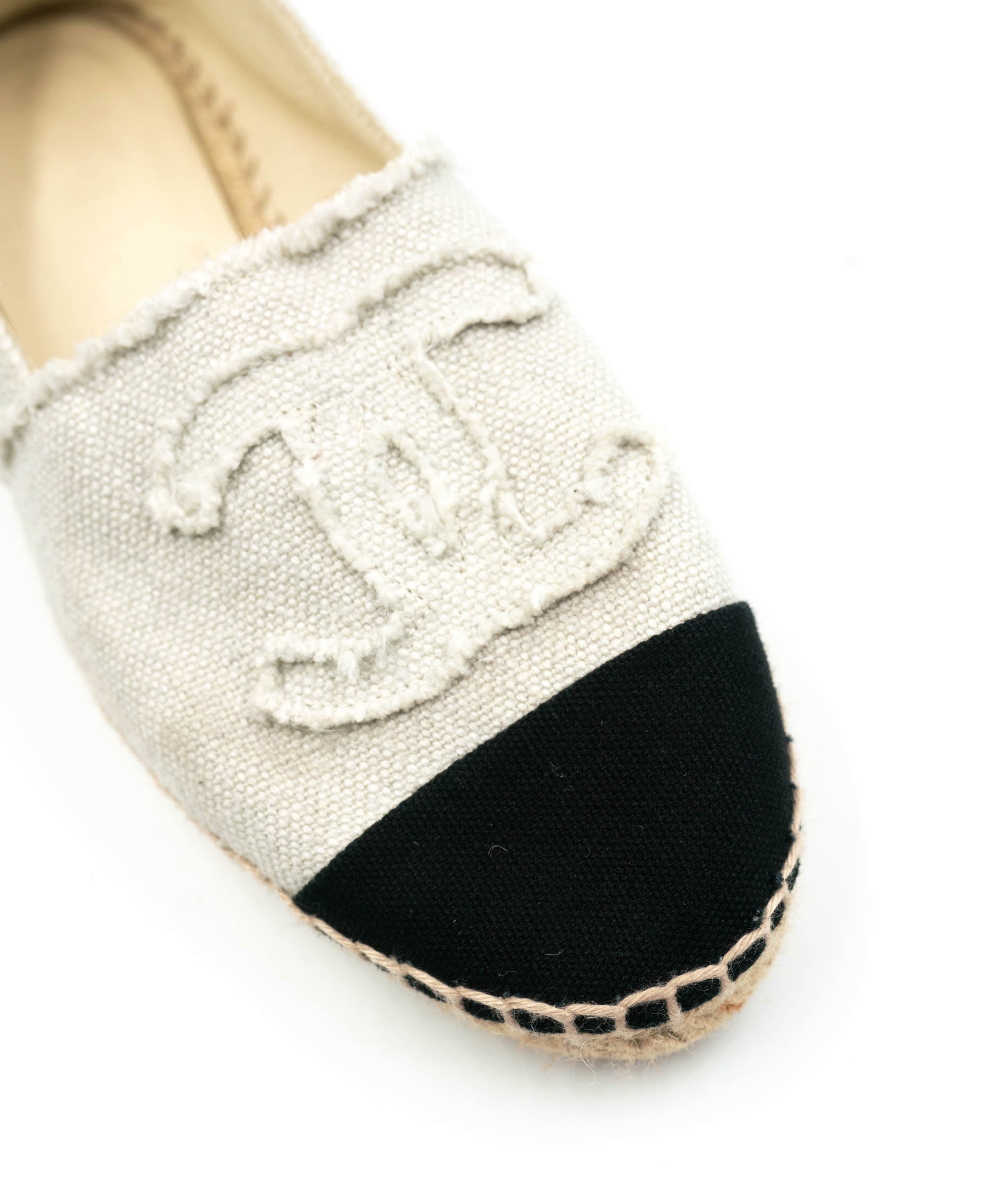 Chanel Chanel Black and White Cotton Espadriles size 36 - AWC1872