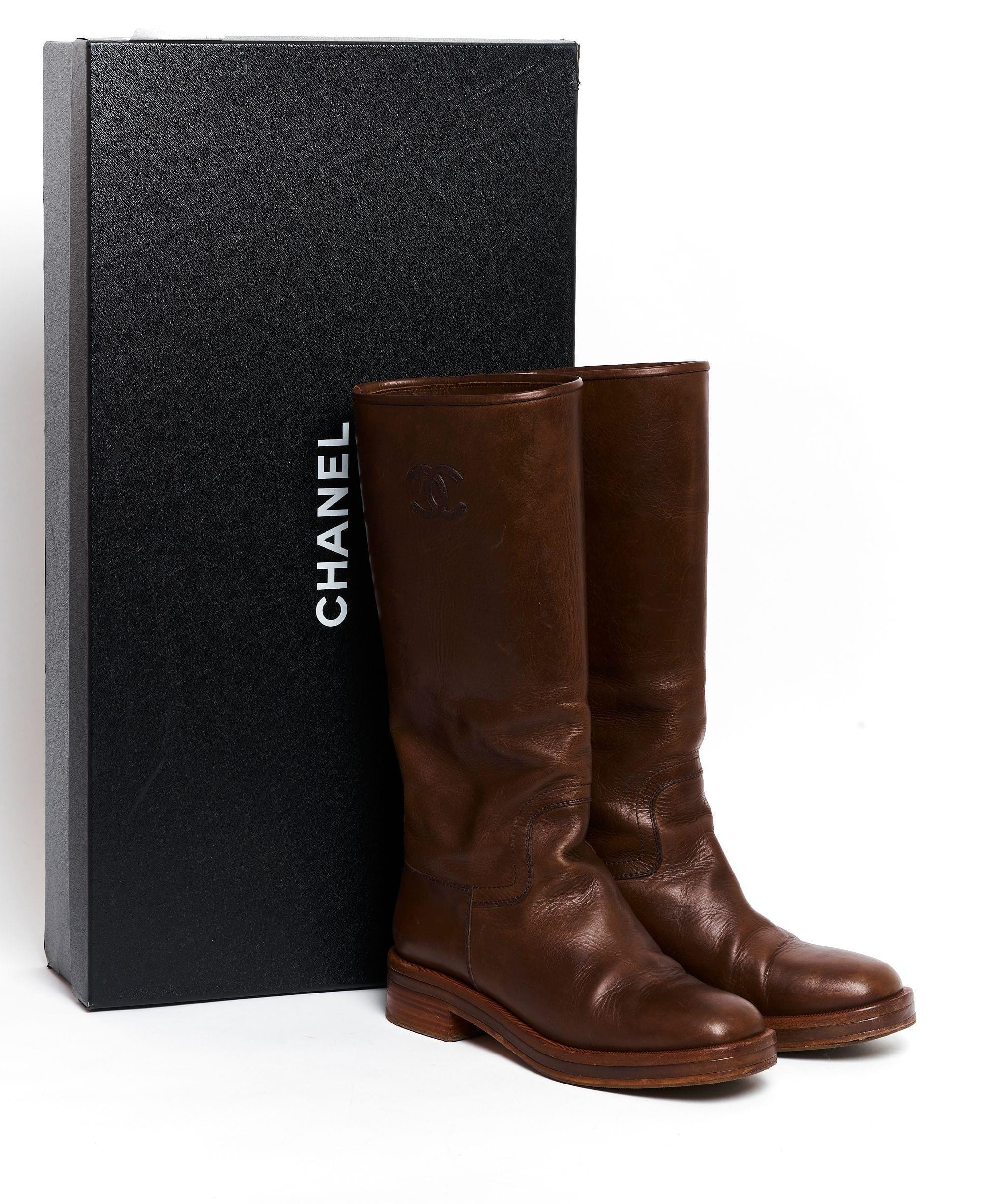 Chanel Chanel Brown Calf Leather Boots