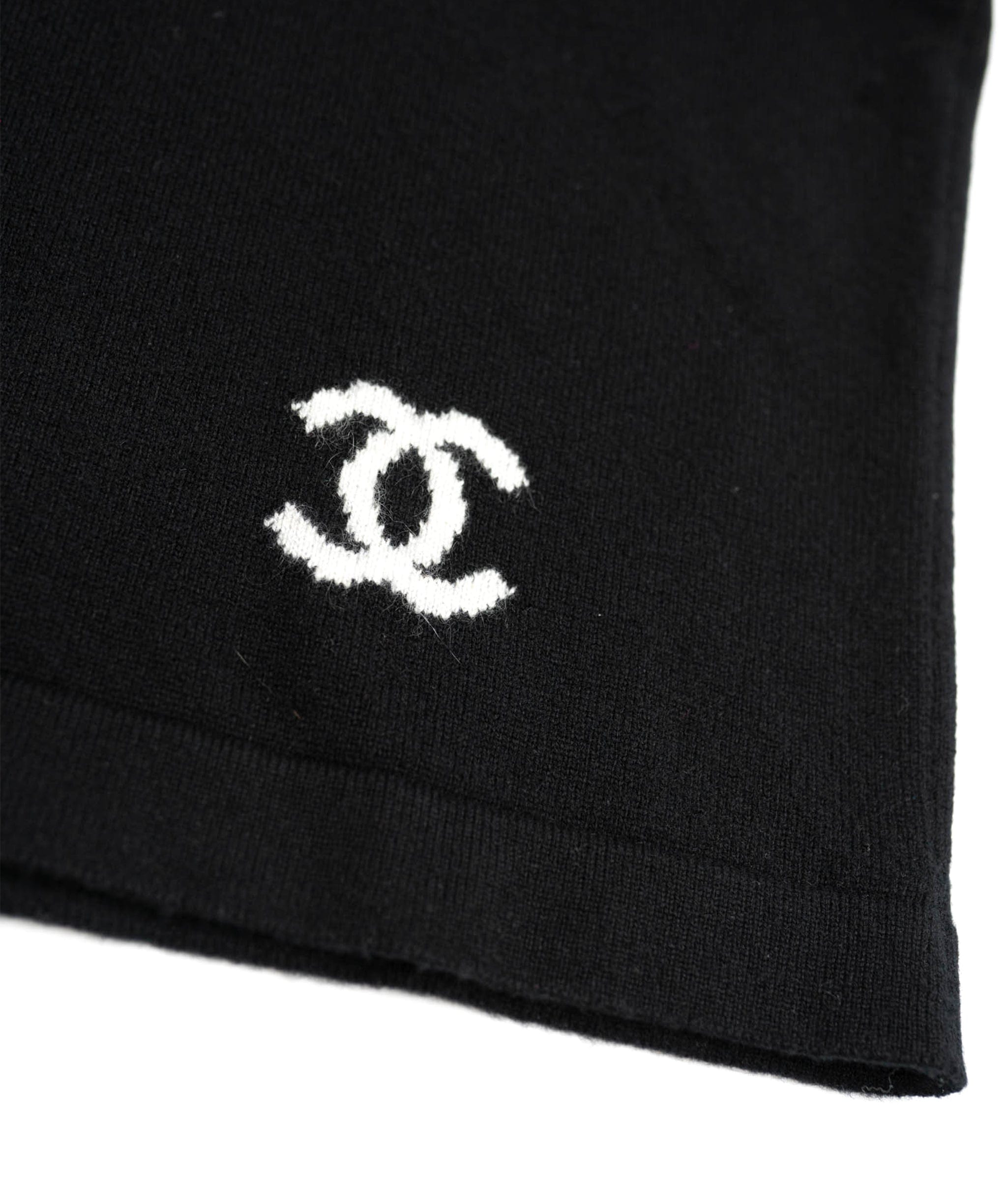 Chanel Chanel CC Cashmere Polo Black ASL4874