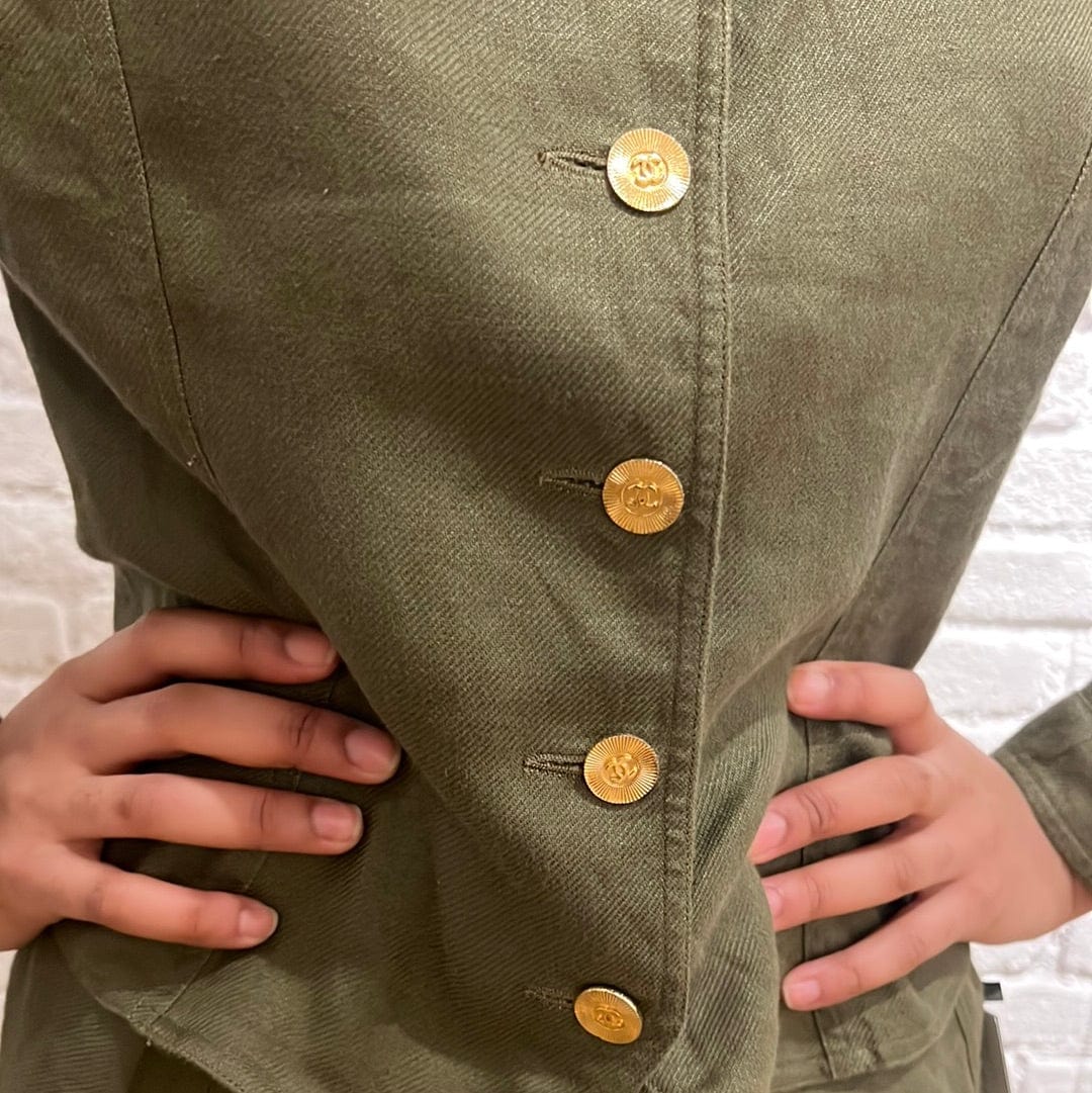 Chanel Chanel Gold Buttons Skirt Suit Green ASL5950