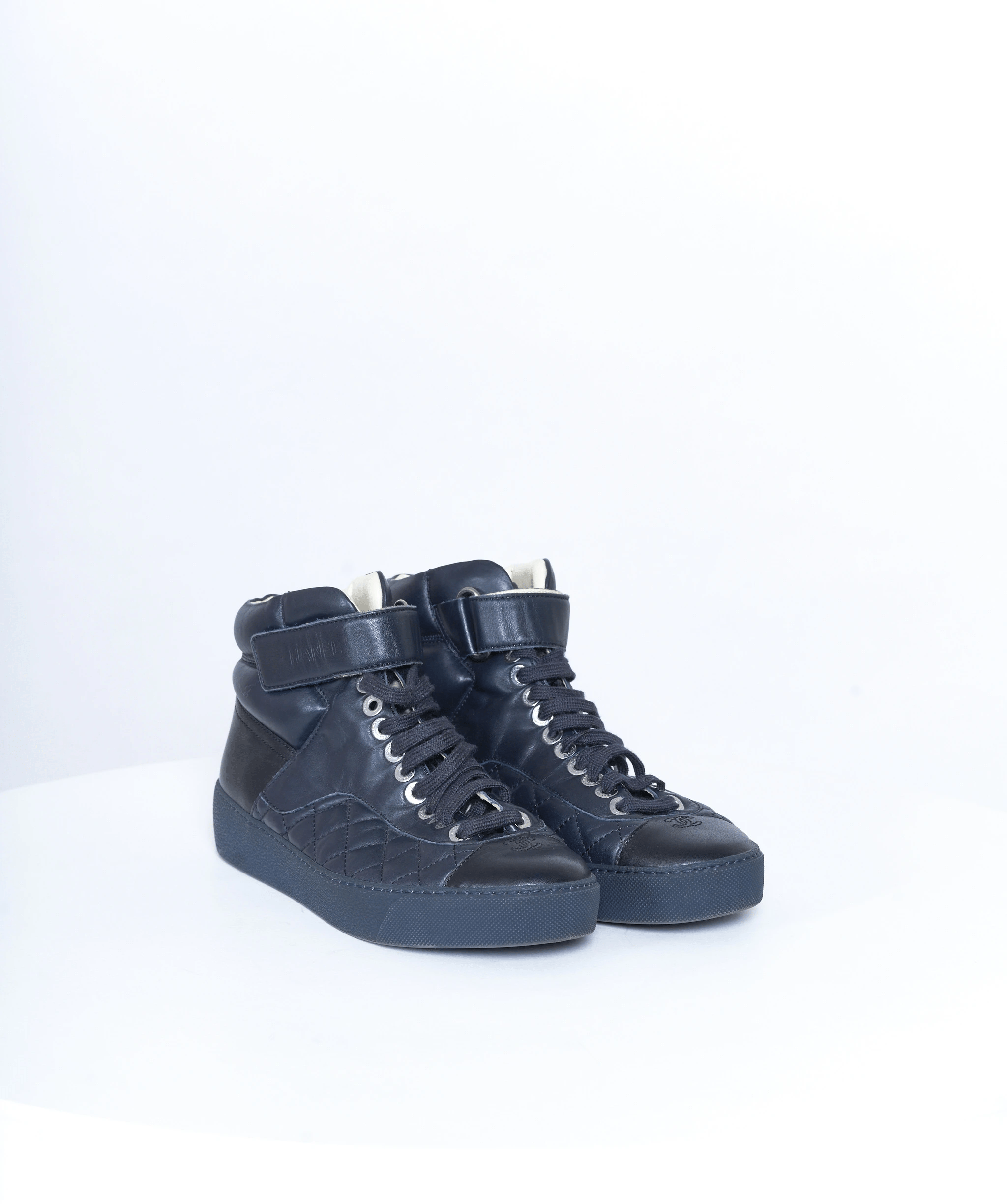 Chanel Chanel high top leather trainers size 36.5