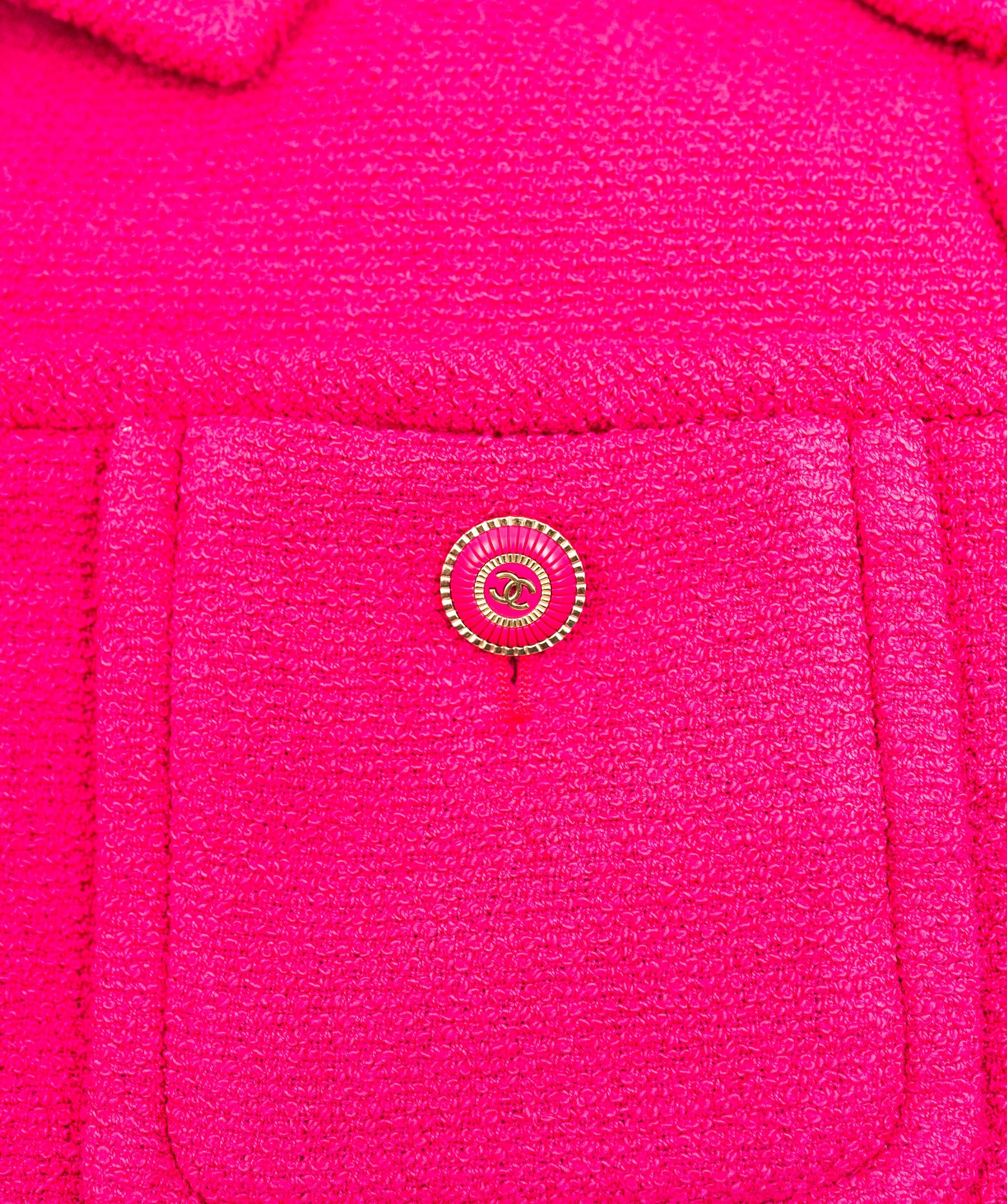 Chanel Chanel Hot pink tweed blazer AGC1367