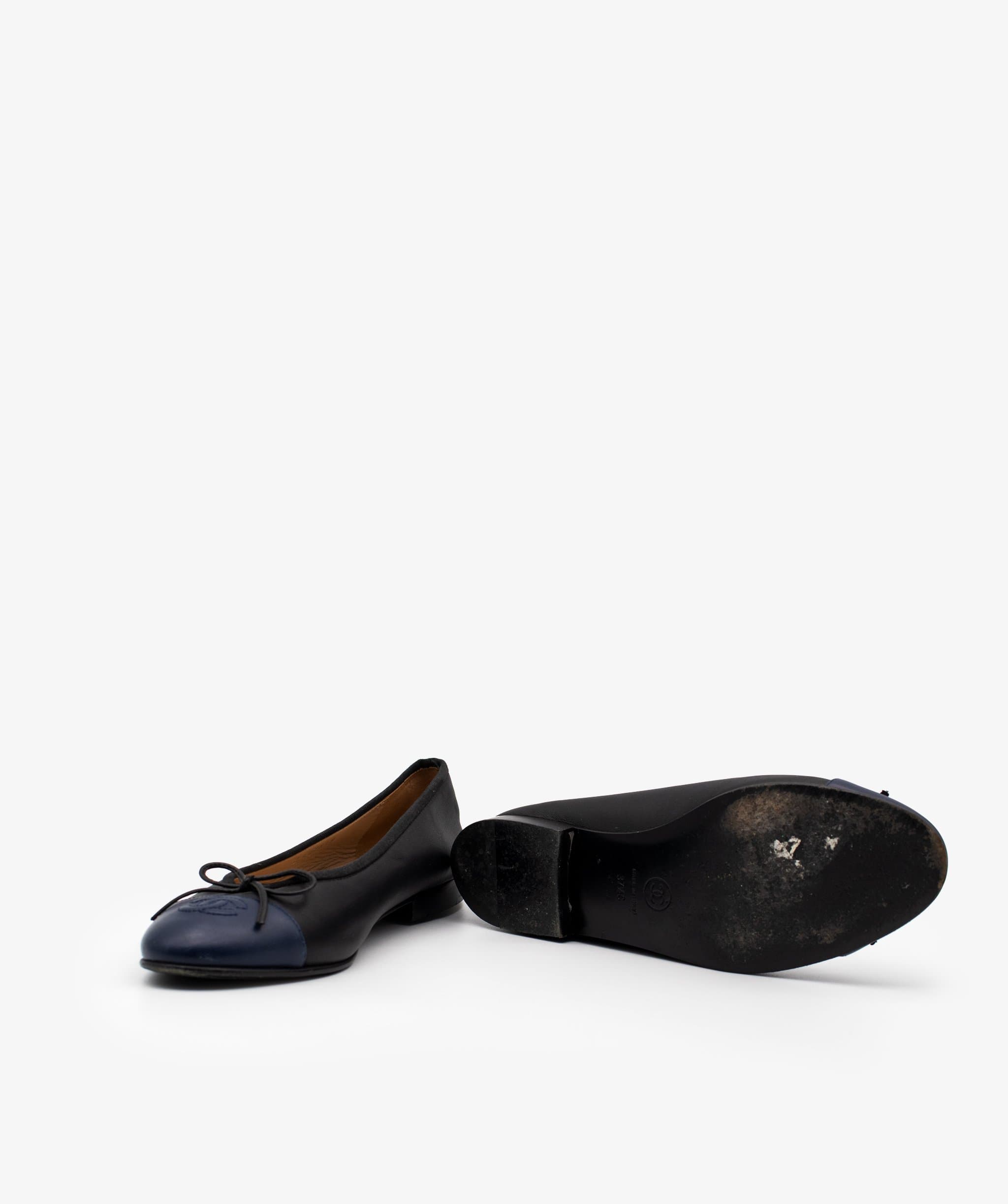 Chanel Chanel Leather Cap Toe Ballet Flats