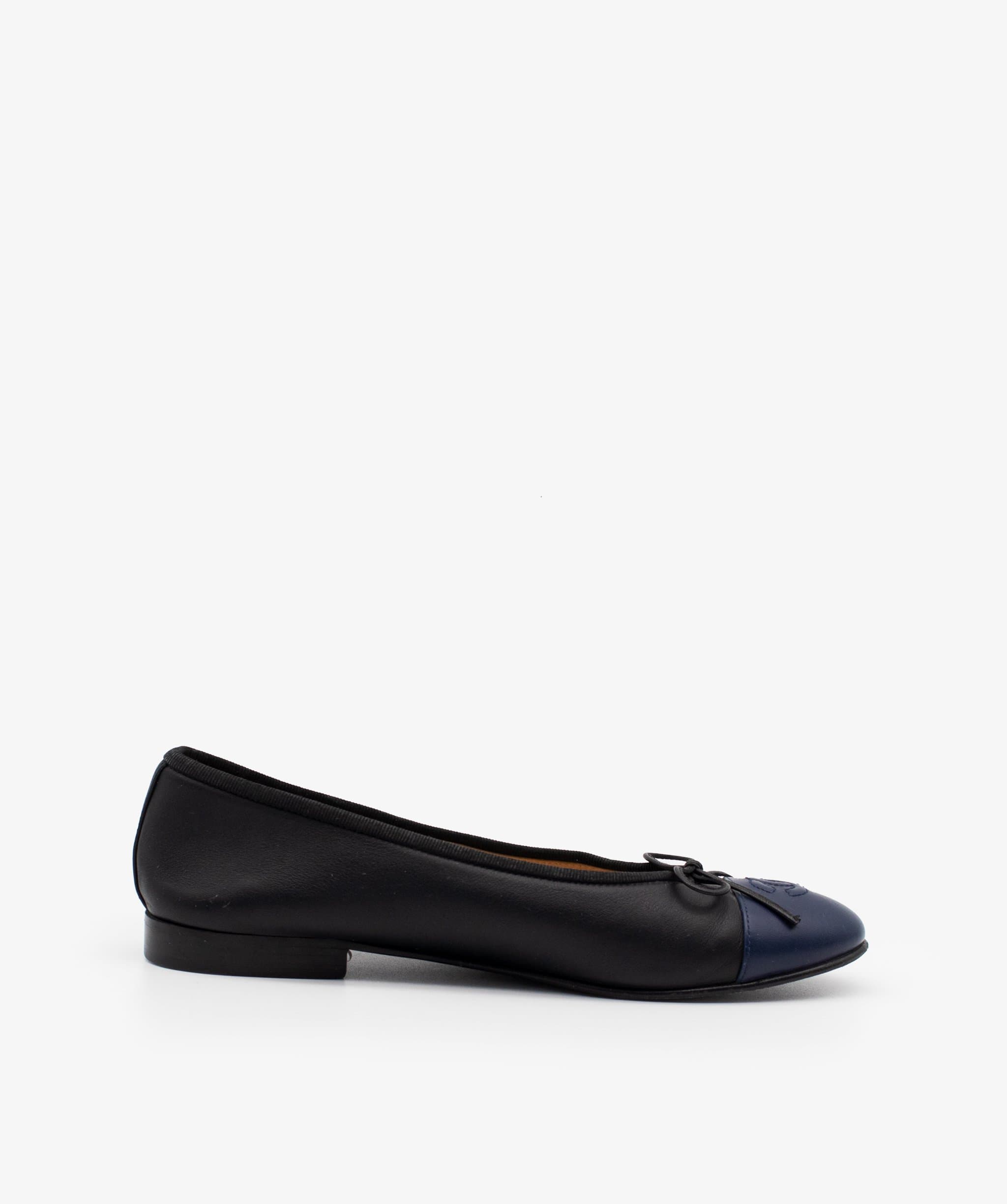 Chanel Chanel Leather Cap Toe Ballet Flats