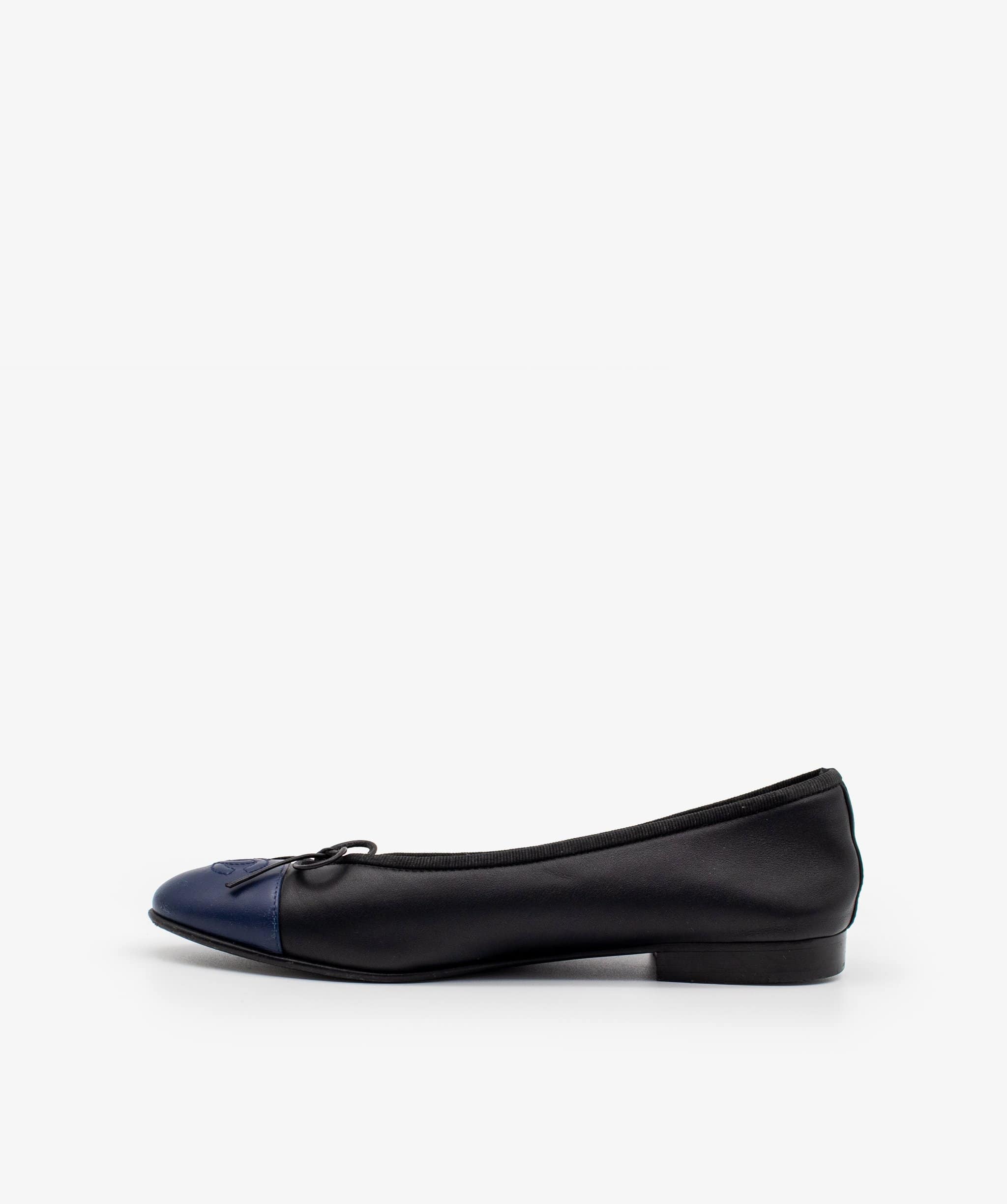 Chanel Chanel Leather Cap Toe Ballet Flats