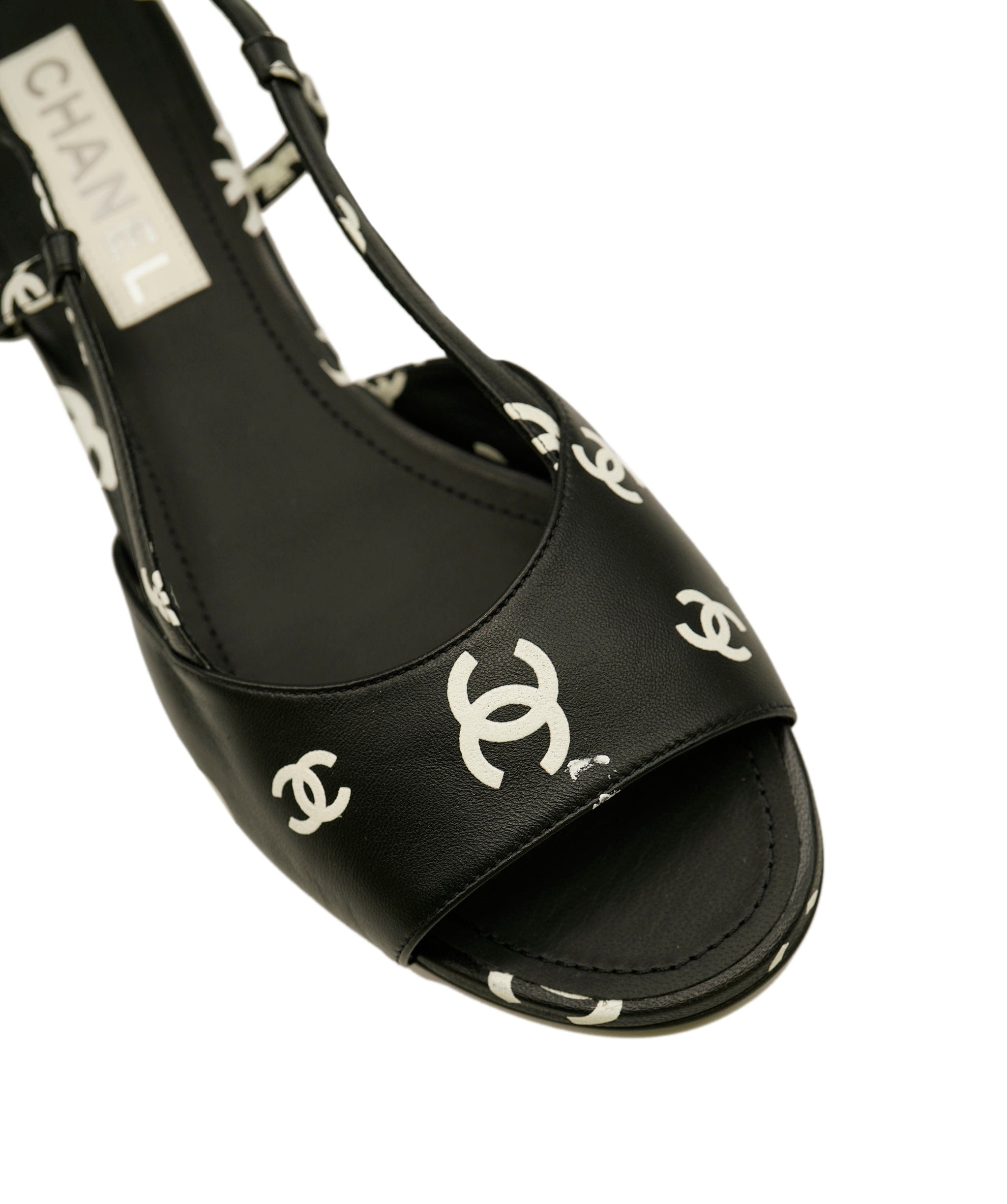 Chanel Chanel Slingback Shoes Size 39 Black/White CC  - ASL1664