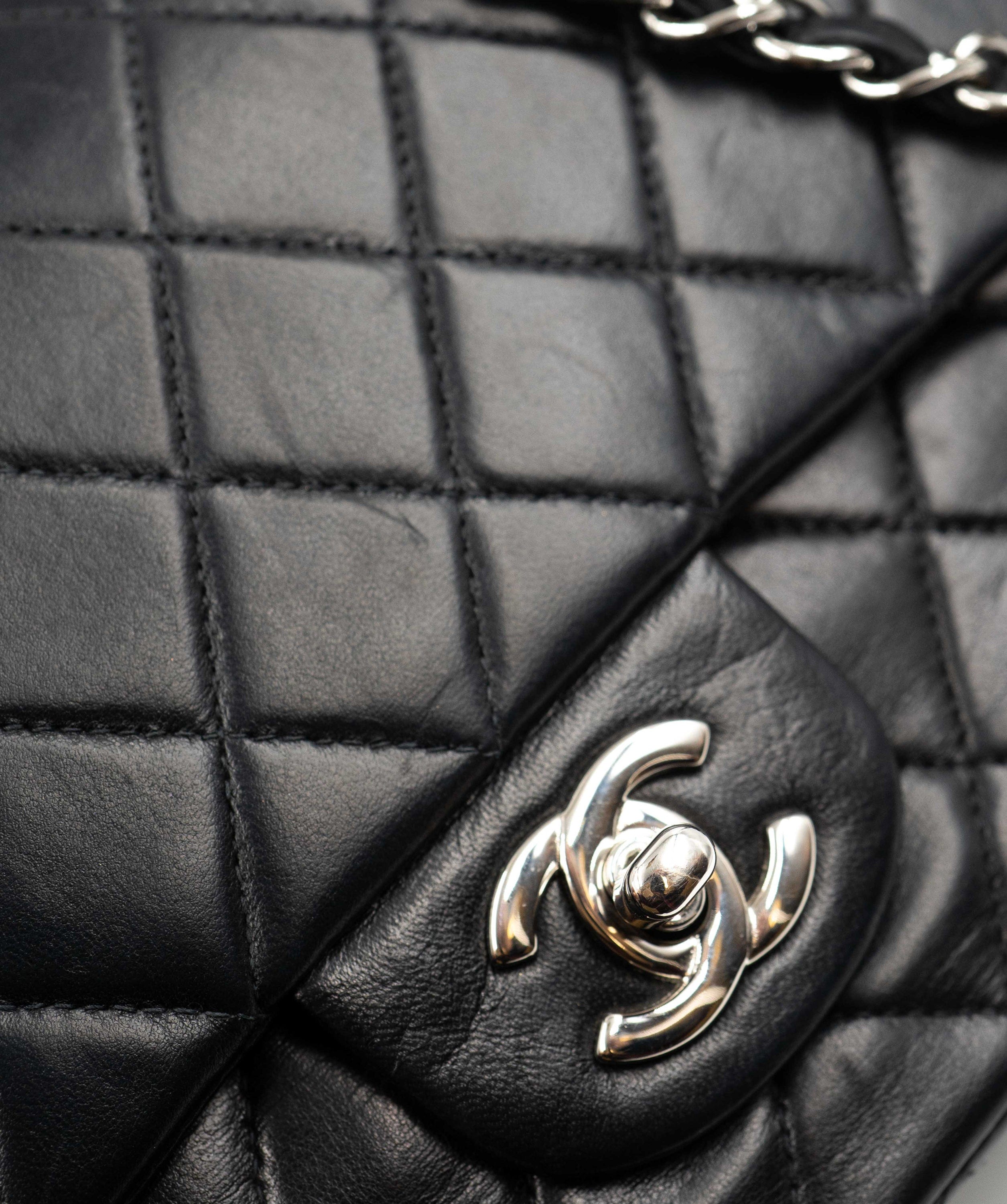 Chanel Chanel classic flap medium with SHW - AWC6893