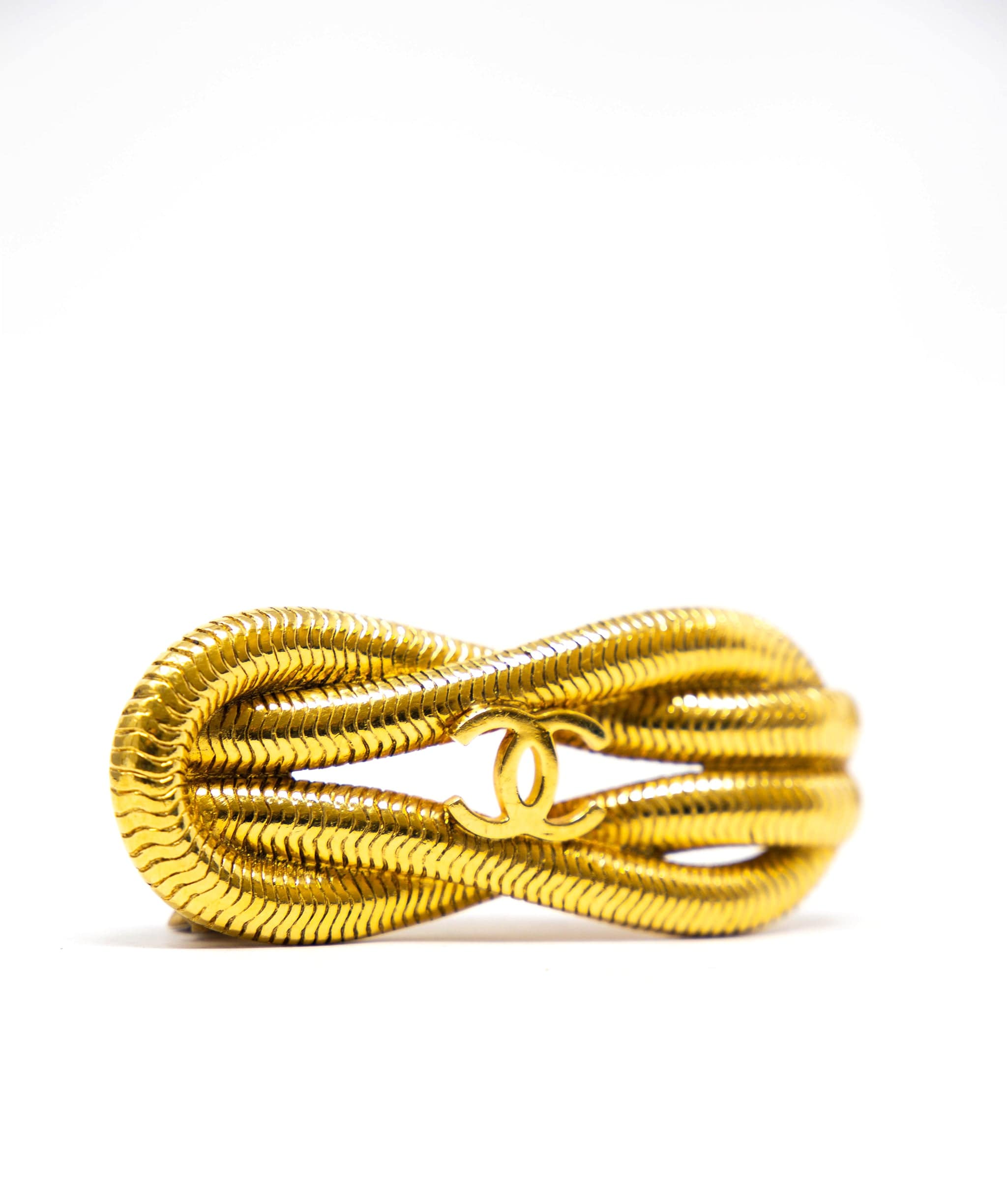 Chanel Chanel 24k gold gilded rope style brooch.  - AGL2205