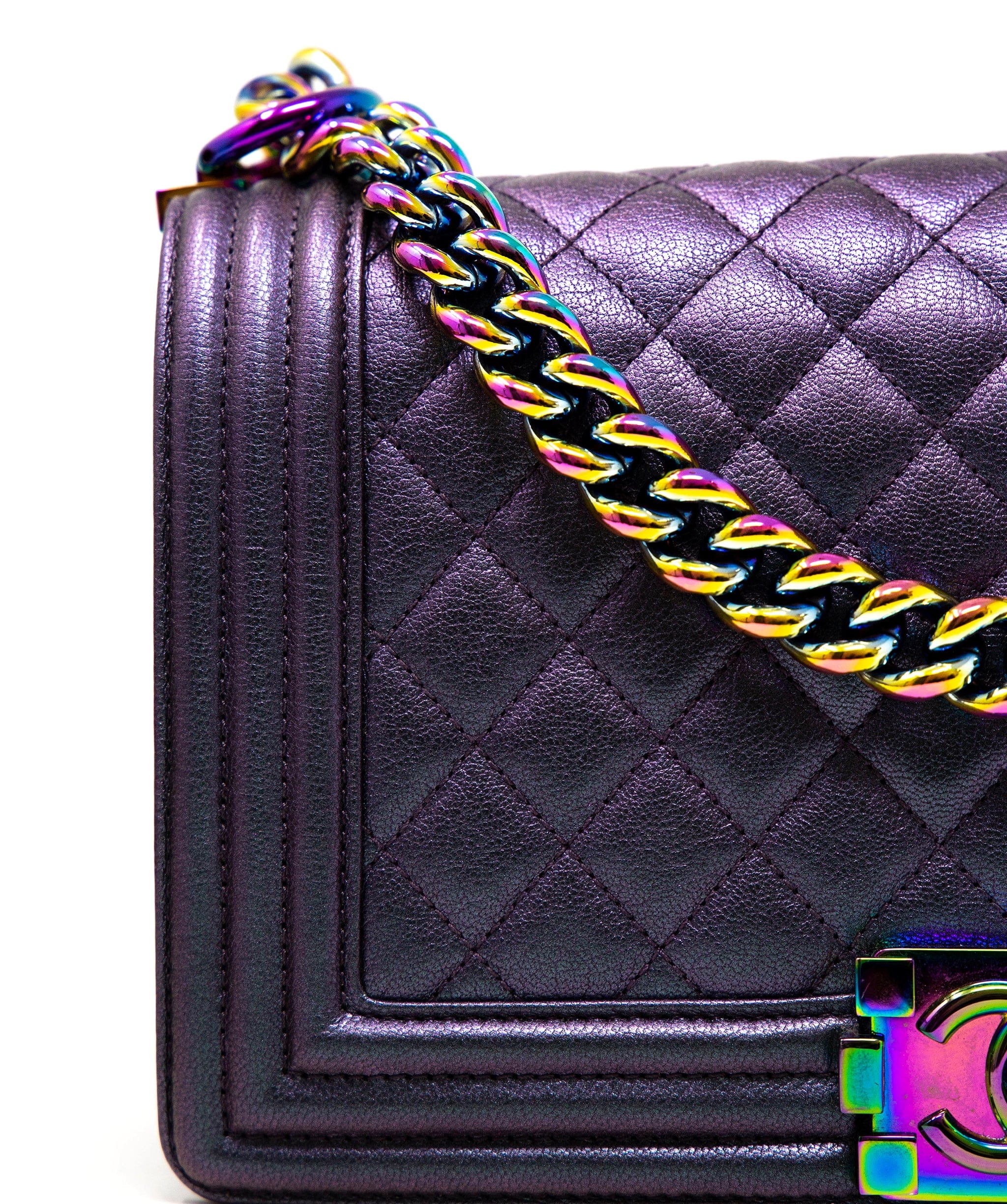 Chanel Chanel Limited Edition Medium Purple Leather Boy Bag  - AGL2186