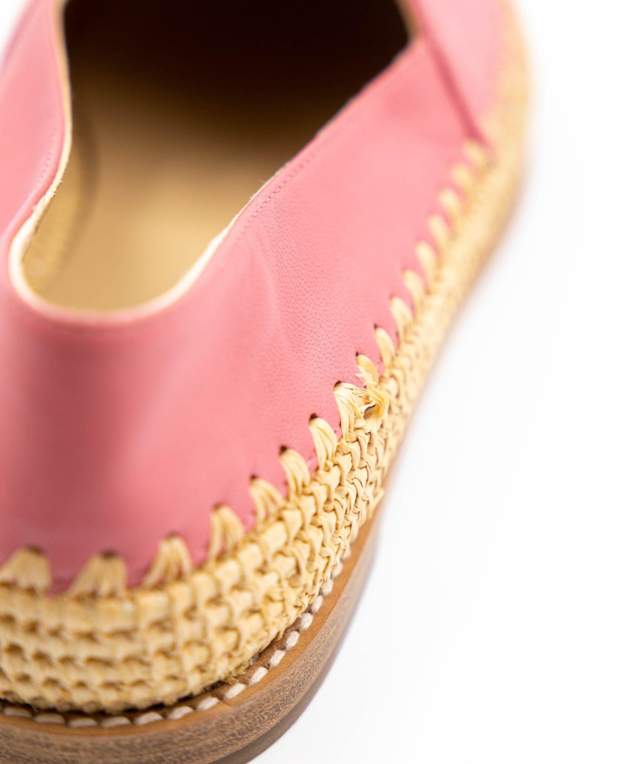 Chanel Chanel Pink Leather CC Espadrilles 38 - AGL2183