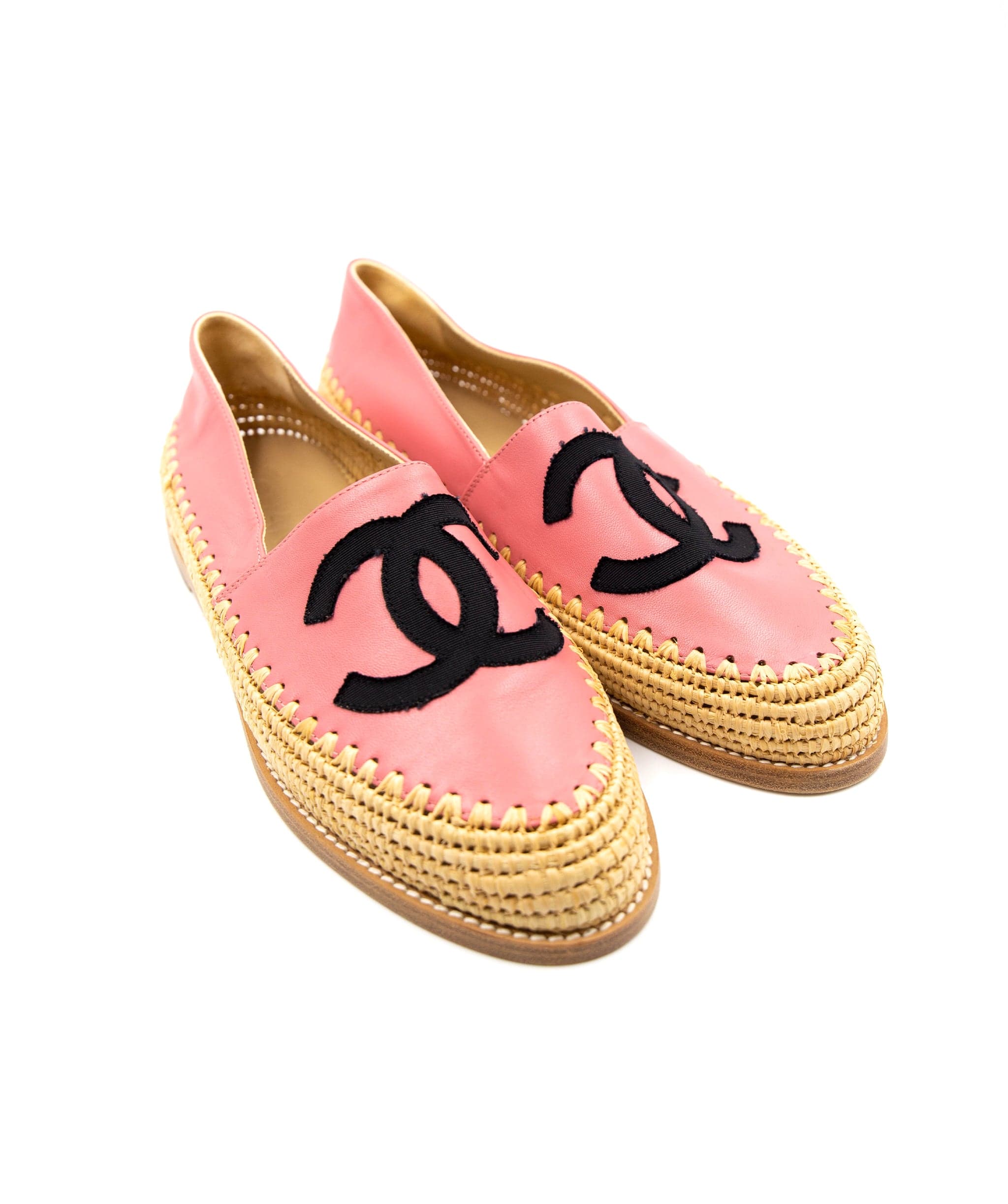 Chanel Chanel Pink Leather CC Espadrilles 38 - AGL2183