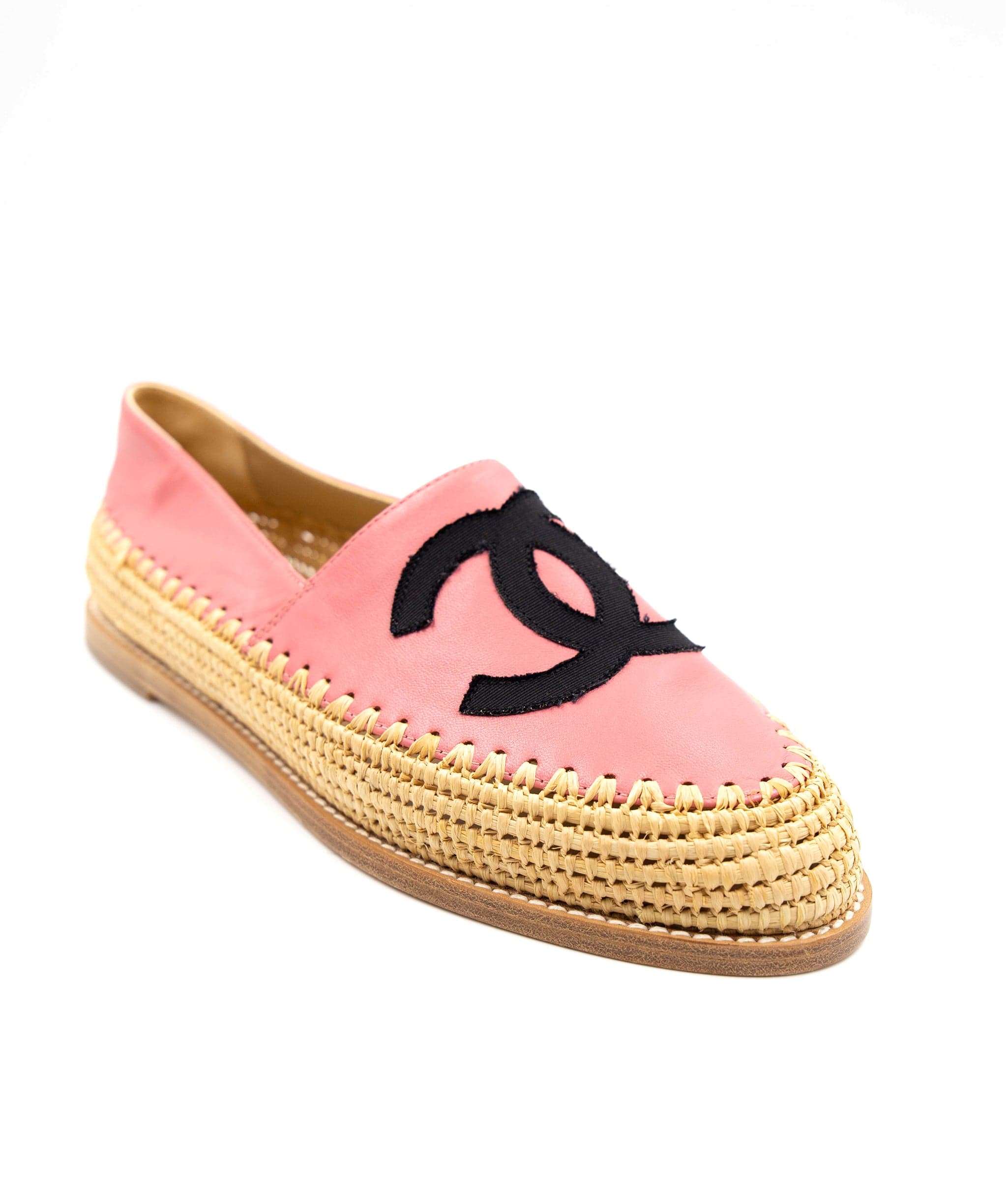 Chanel Chanel Pink Leather CC Espadrilles 38 - AGL2183