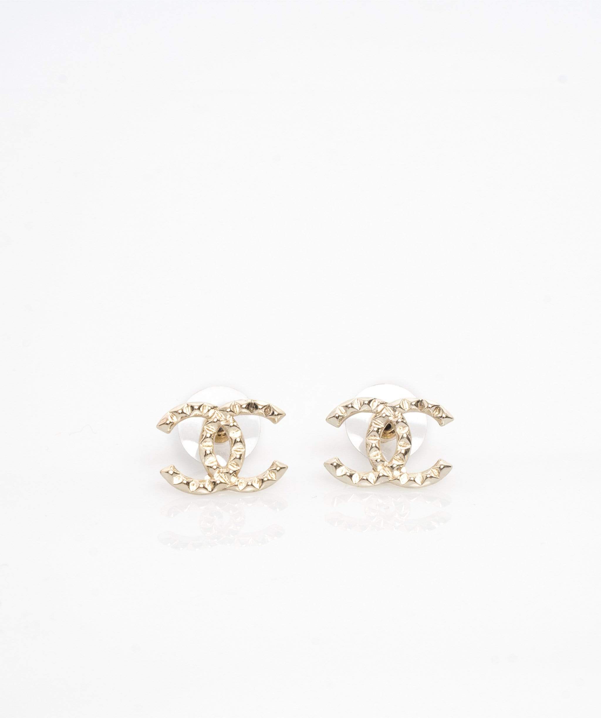 Christian Dior Chanel CC Logo Light Gold Stud Earrings  - ASL1629