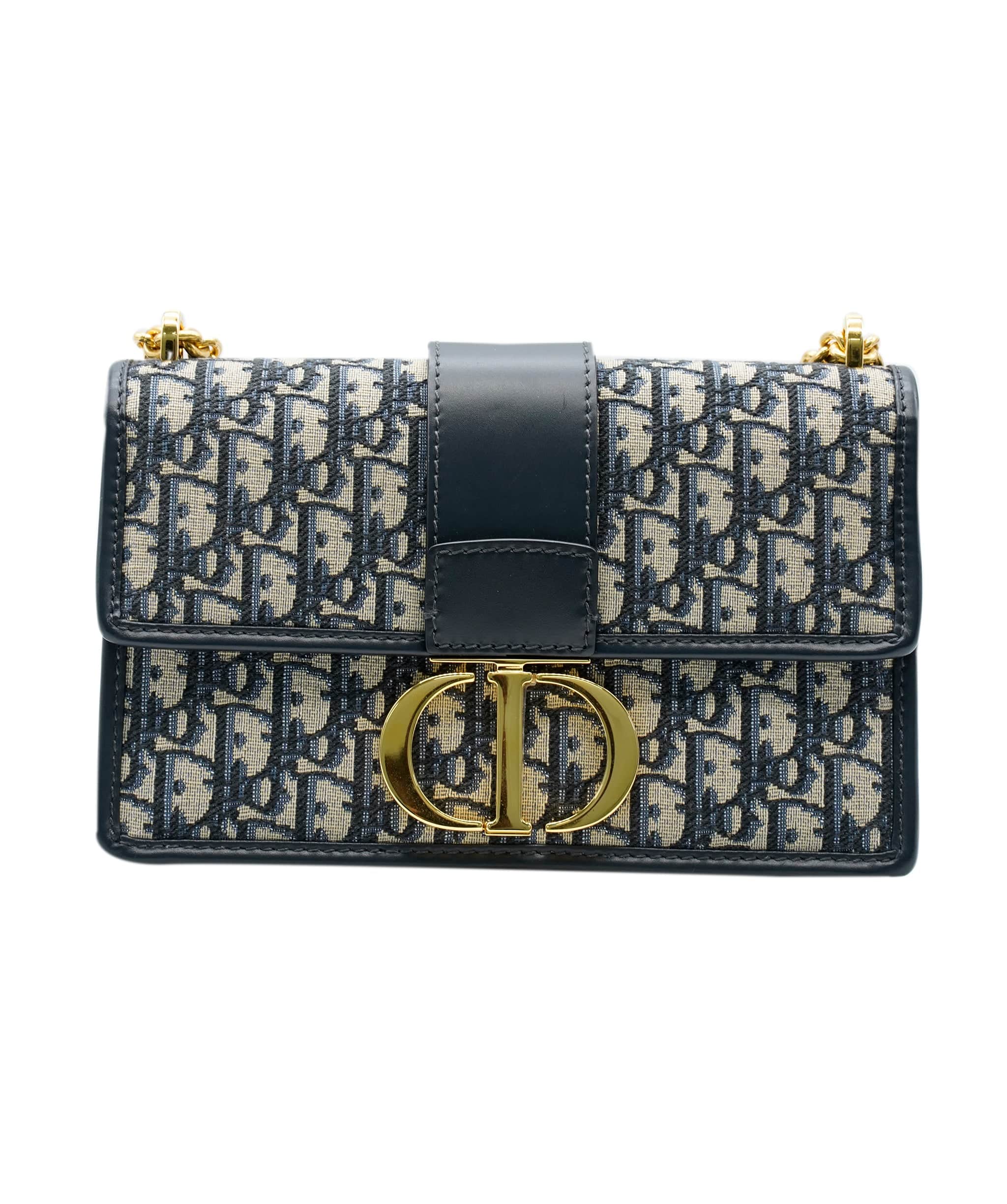 Christian Dior Dior 30 Montaigne East West Bag with Chain AWL4301