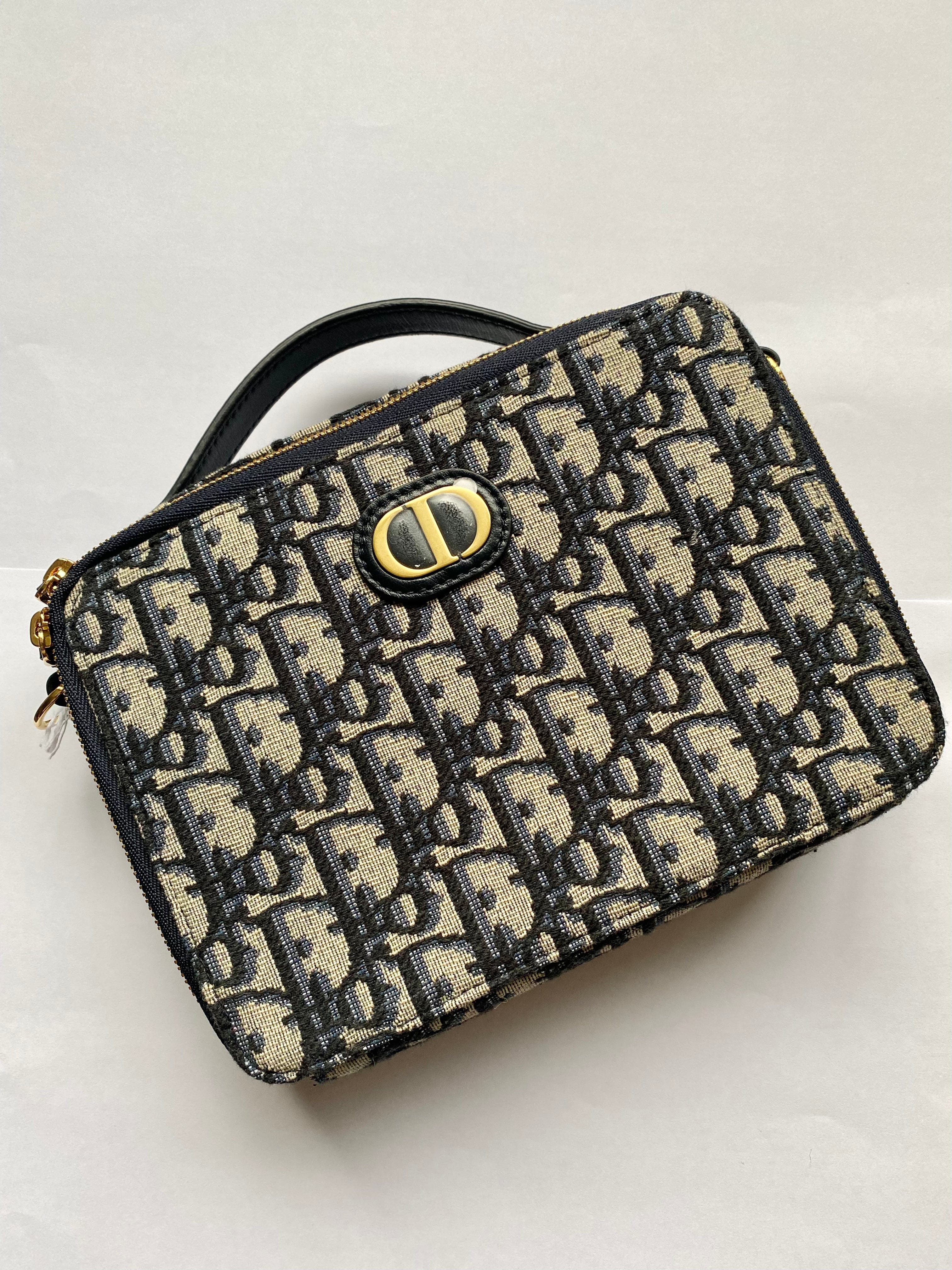 Christian Dior Dior 30 Montaigne Pochette - MGP- AWC1929