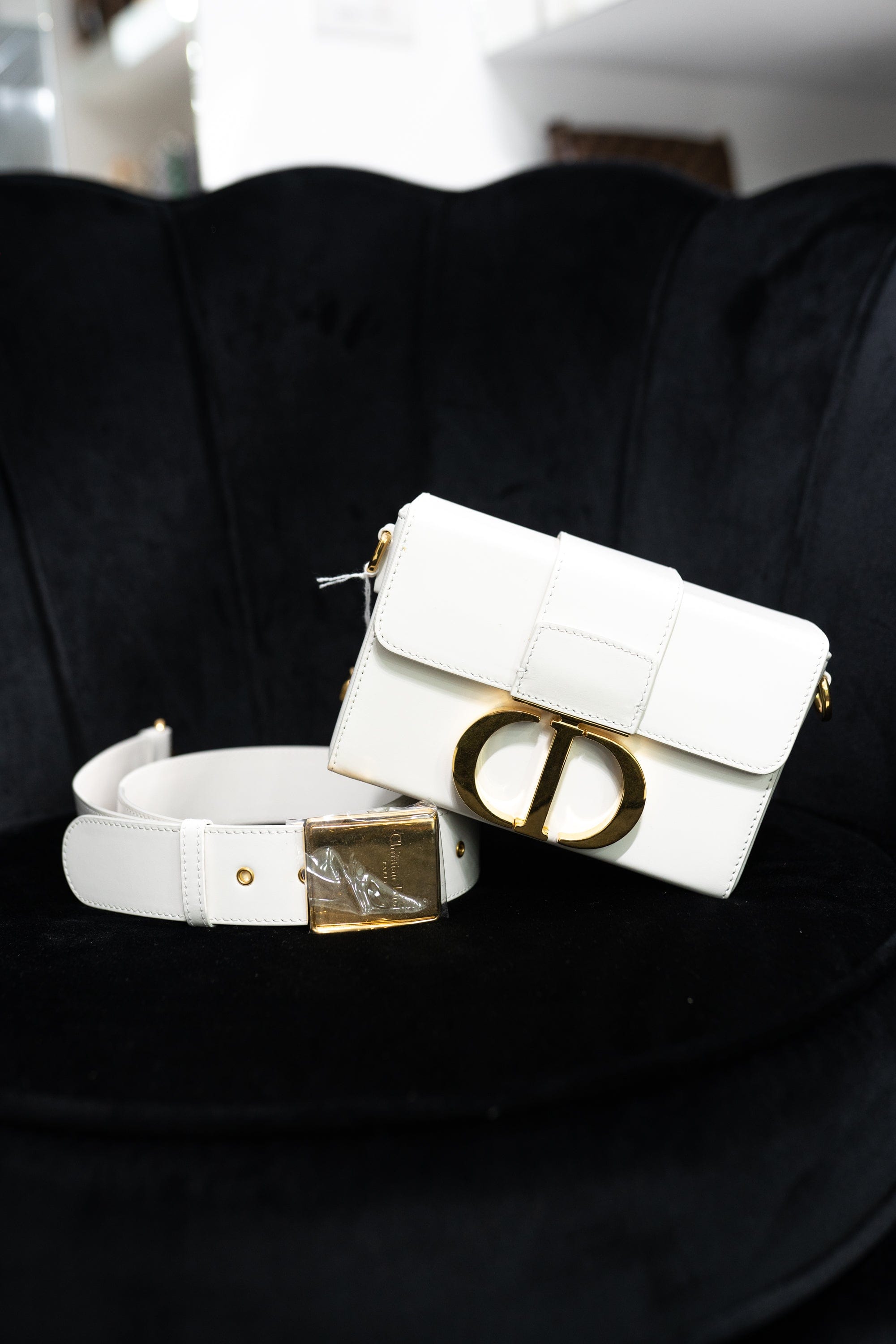 Christian Dior Dior Montiagne 30 White Box Bag - AWL2783