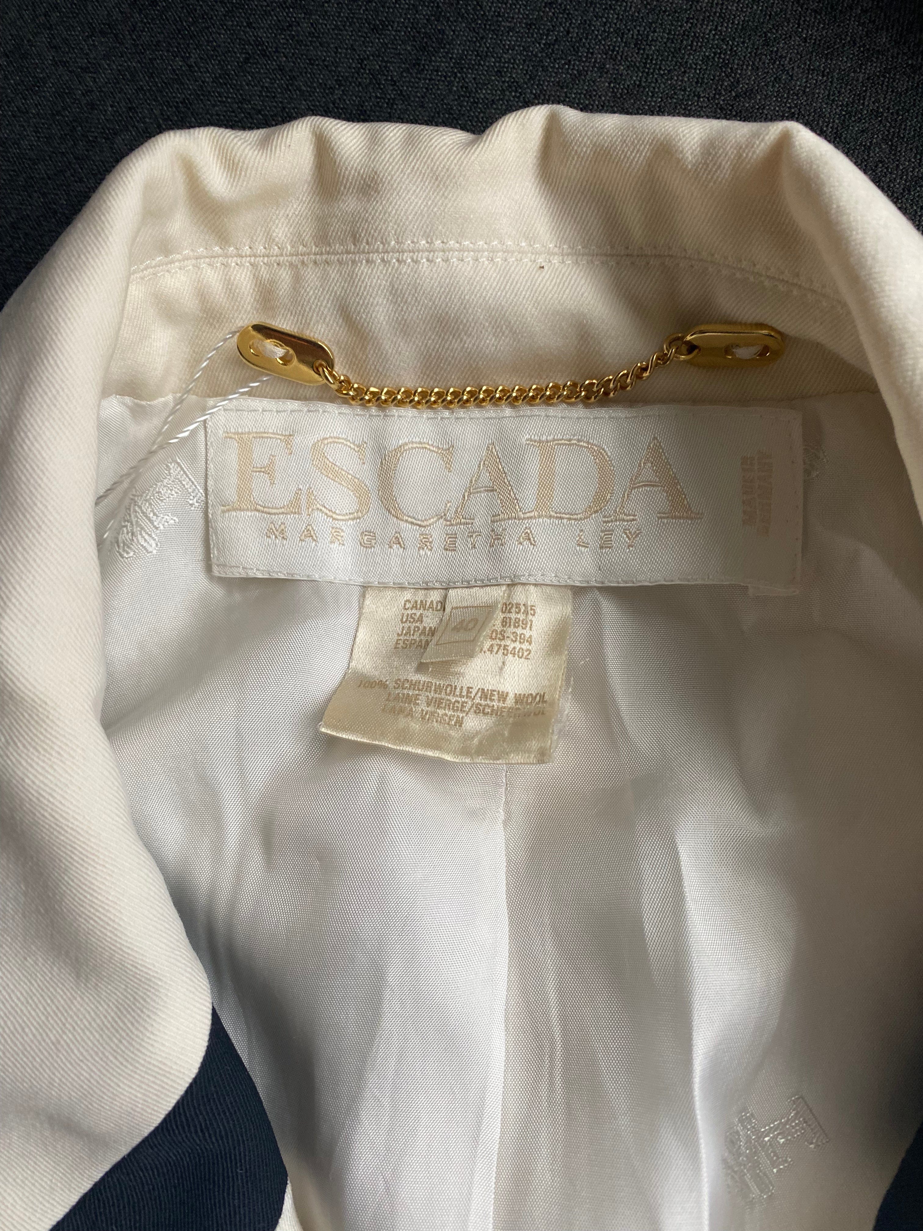 Escada Escada white and black blazer - AWL4204