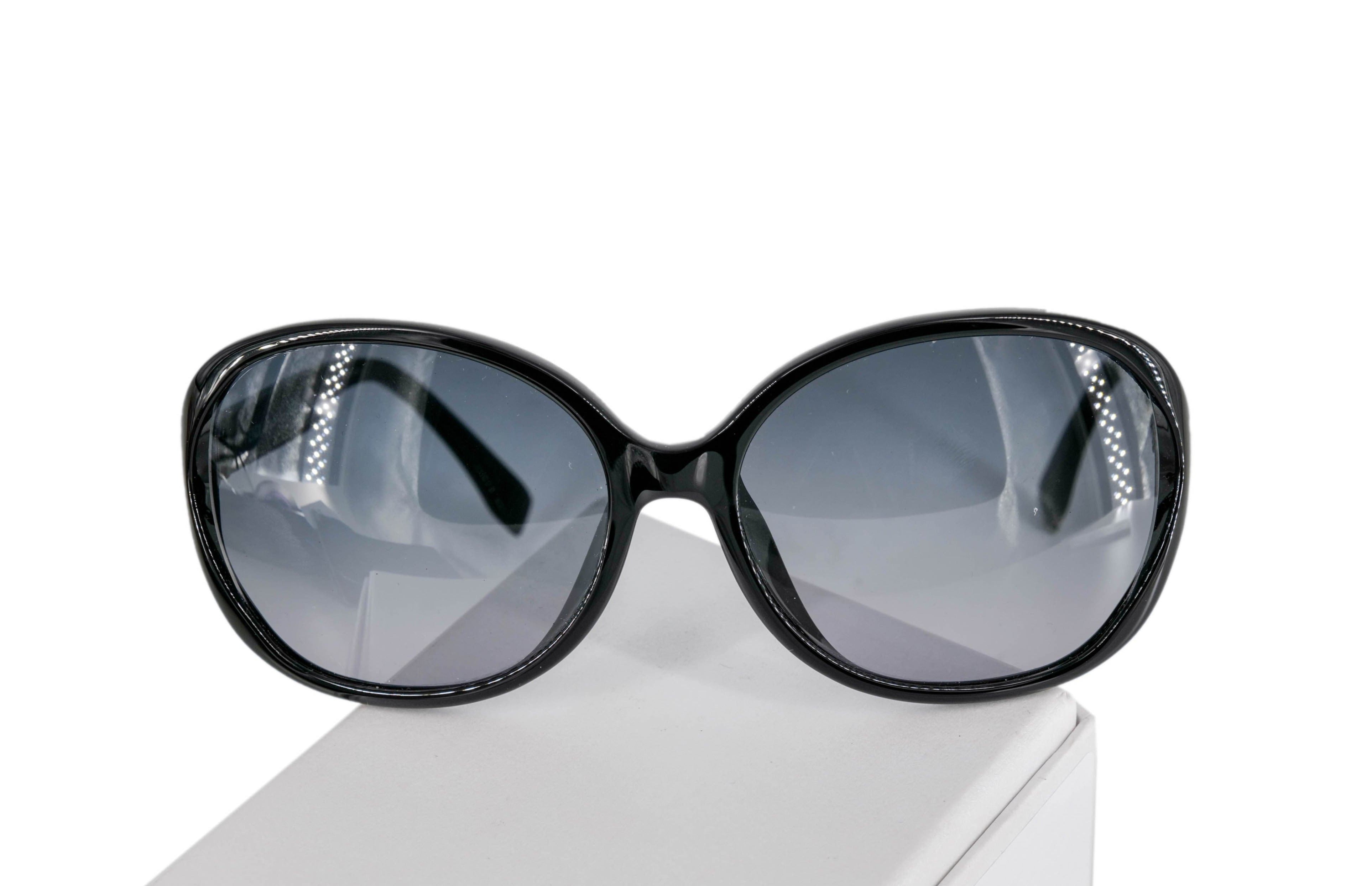 Fendi Fendi Black Sunglasses RJL1257