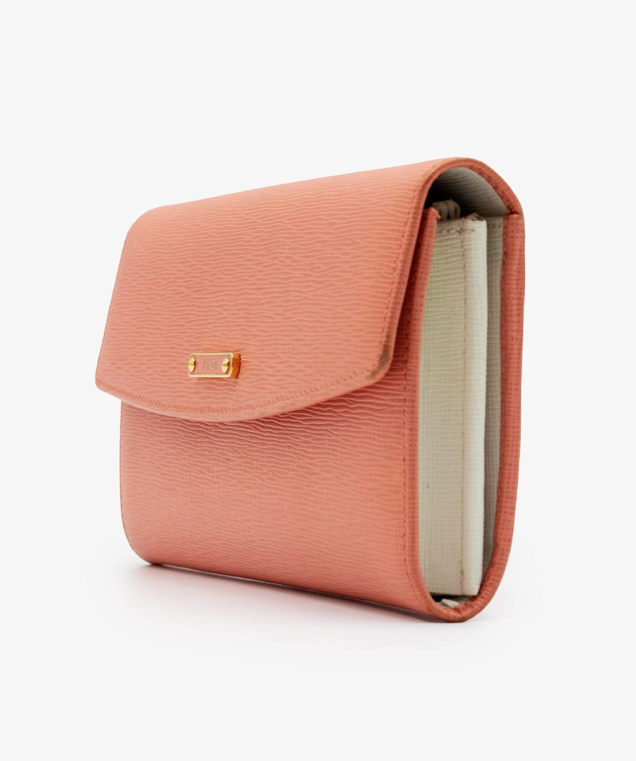 Fendi Fendi Pink Leather Wallet RJC1113