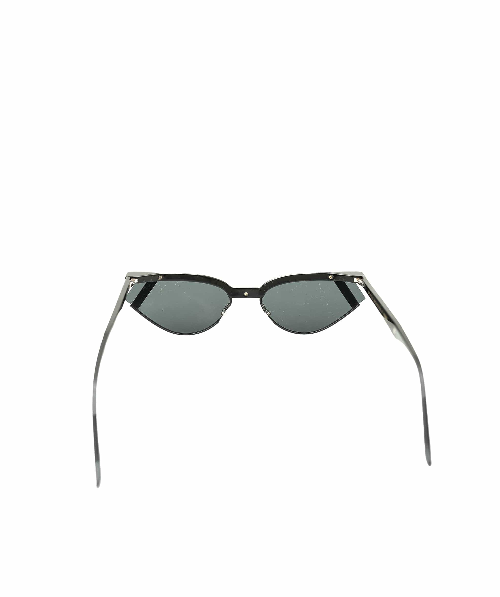 Fendi Fendi X Gentle Monster Cat Eye Black Sunglasses - AGL1544