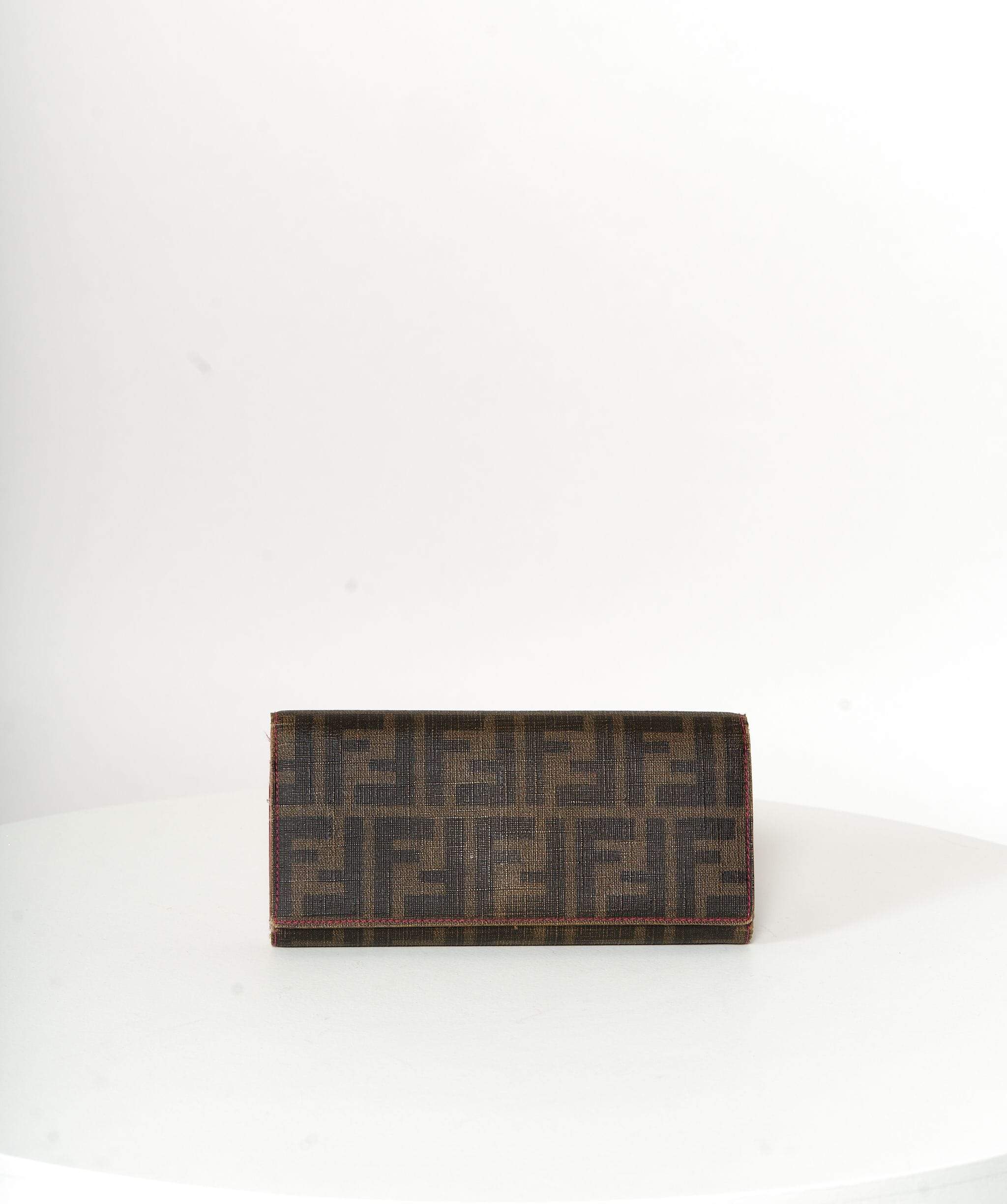 Fendi Fendi Zucca wallet Pink bi fold