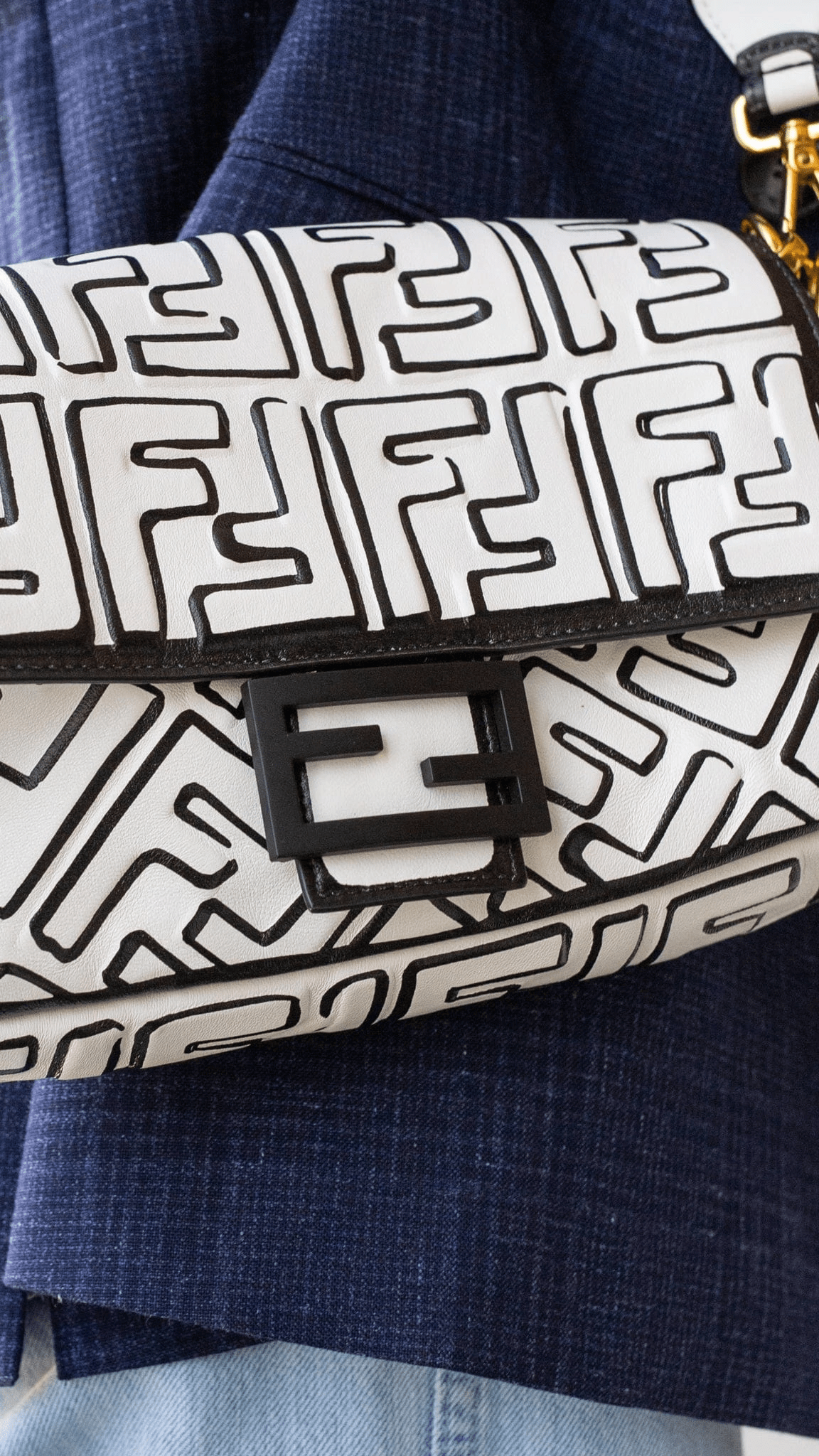 Fendi Fendi Black and White Baguette RJL1604