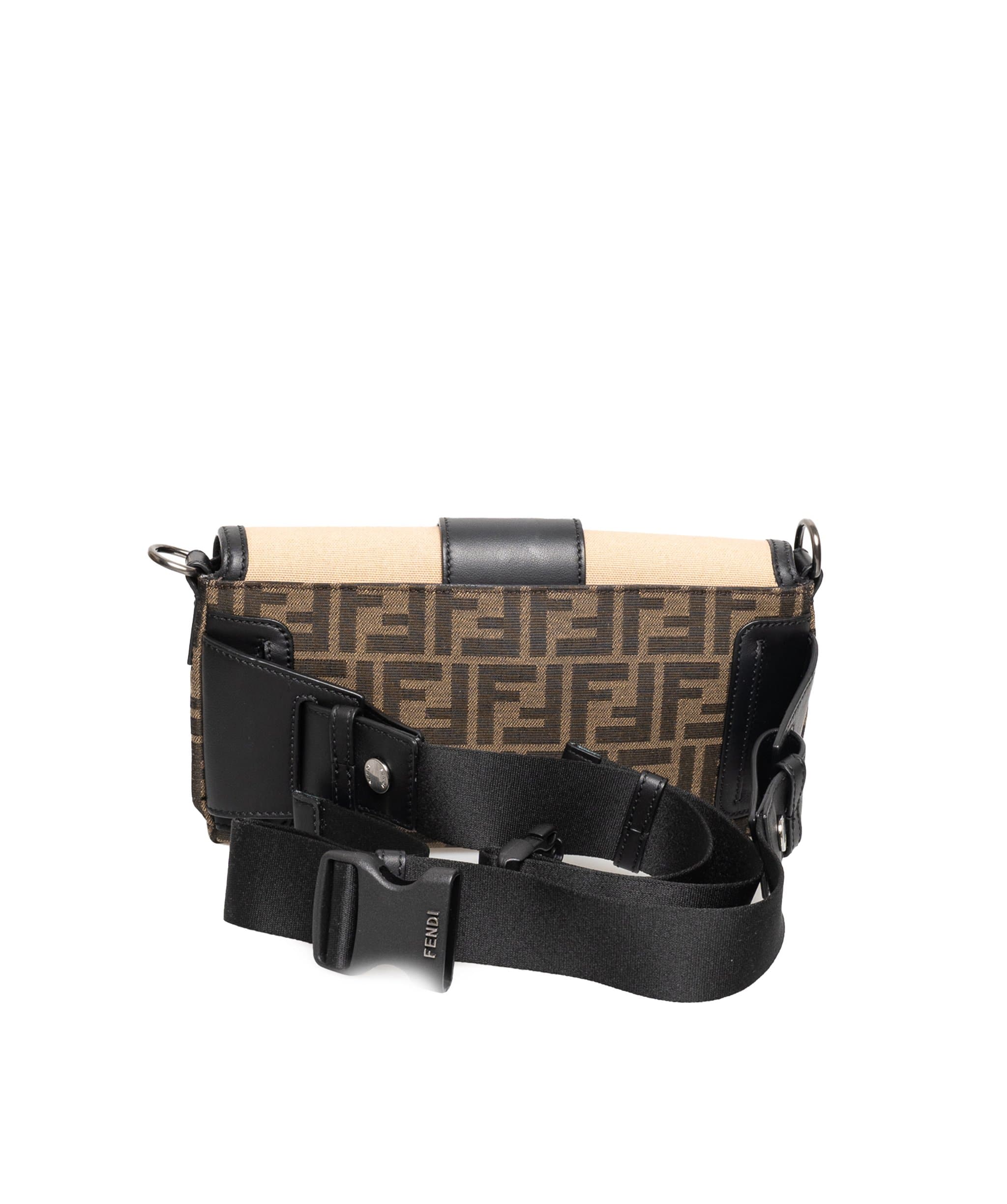 Fendi Fendi black baguette bag - ASL1598