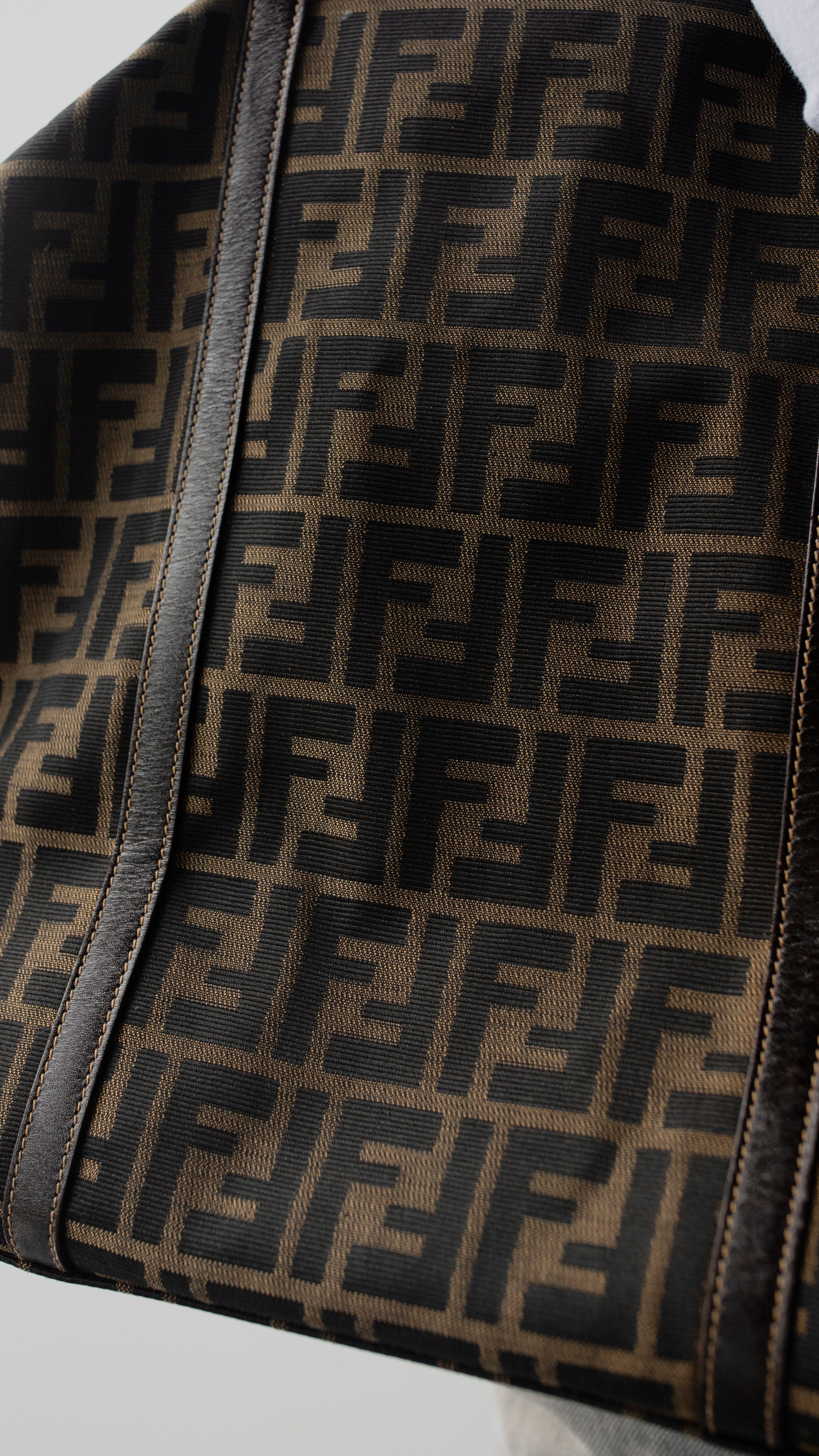 Fendi Fendi FF Logo Shoulder Bag RJL1784