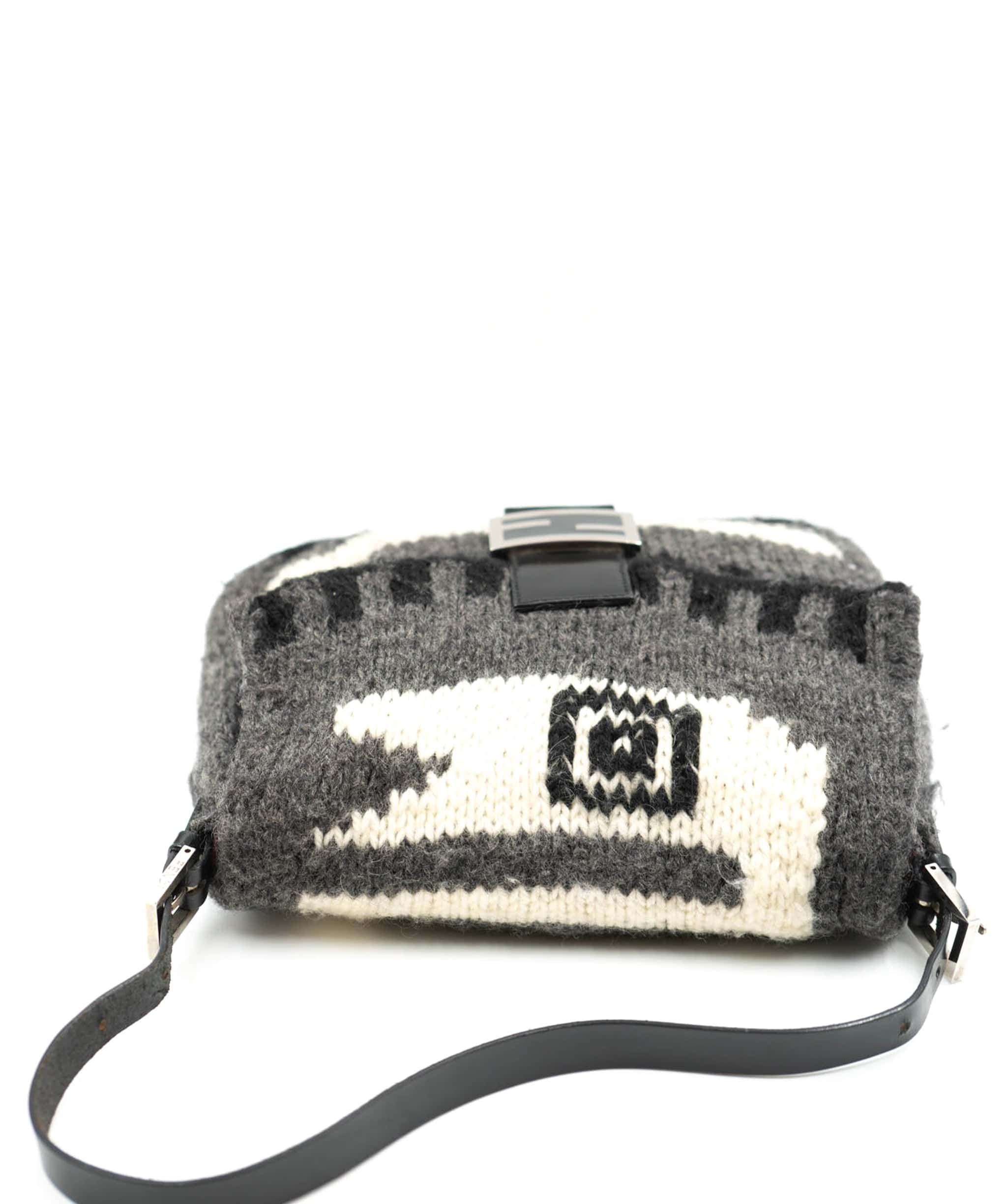 Fendi Fendi Knitted Grey and Black Mama Forever Bag - AWC1614