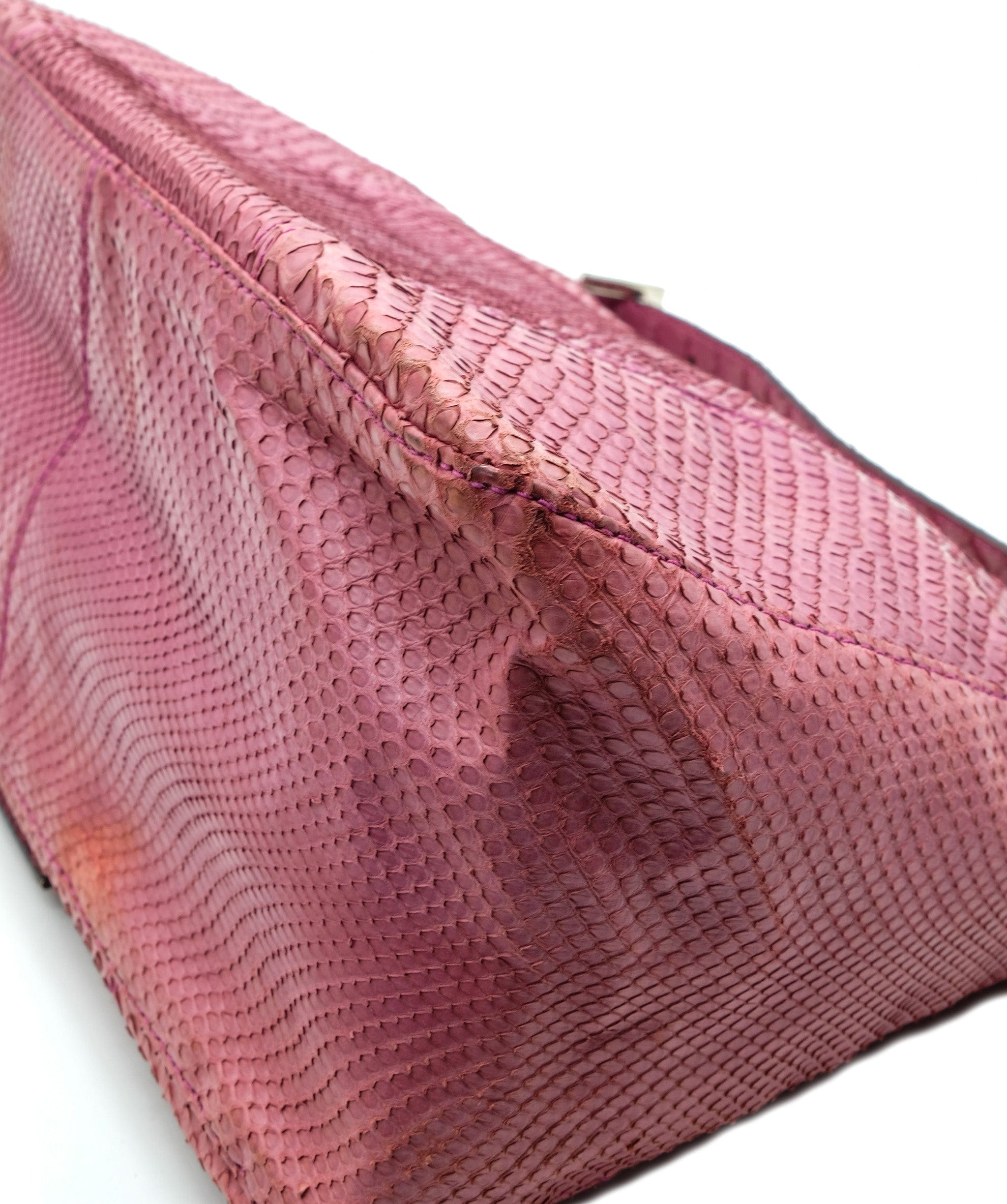 Fendi Fendi Pink Python Mamma Baguette Bag - ASL2325