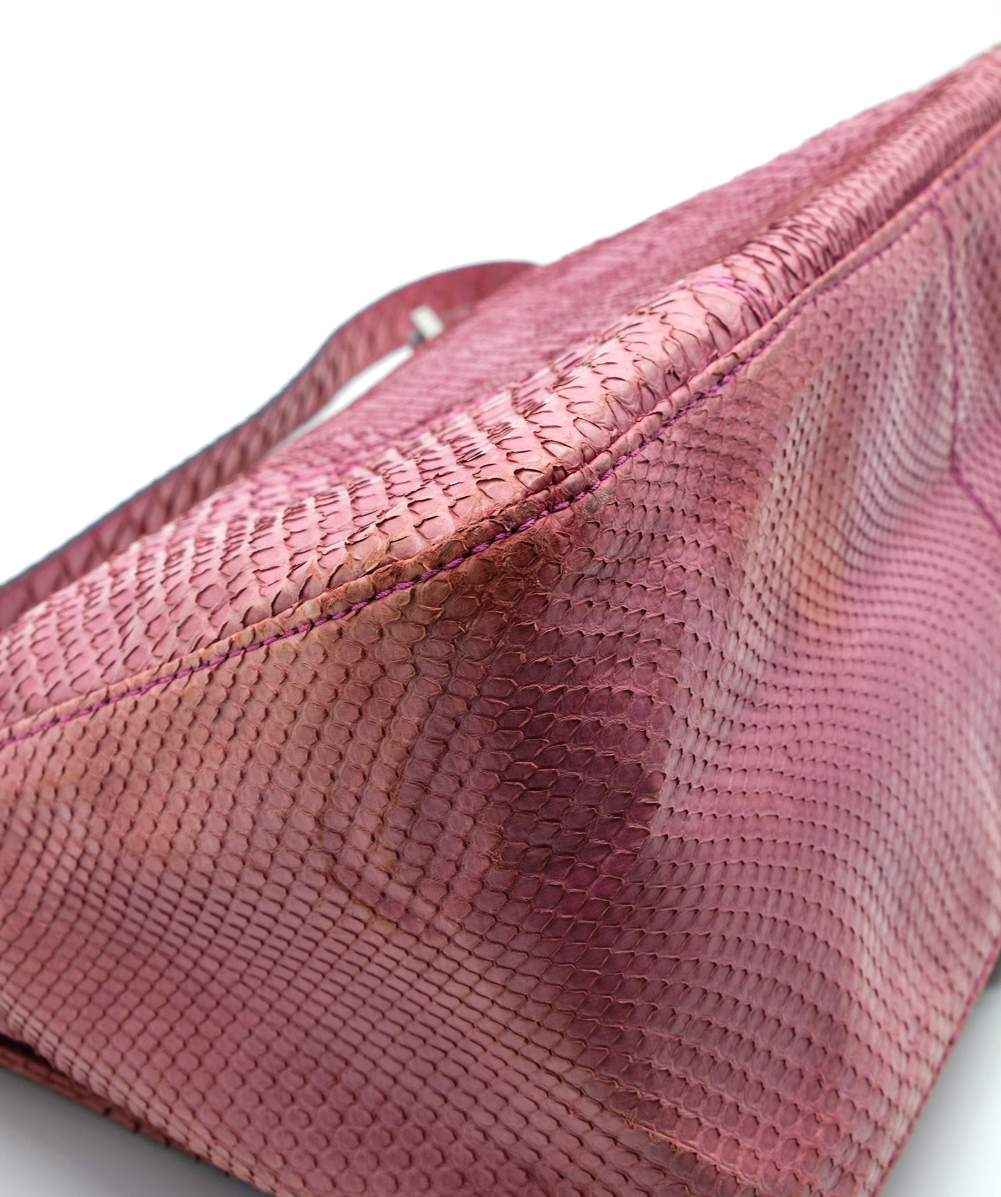 Fendi Fendi Pink Python Mamma Baguette Bag - ASL2325