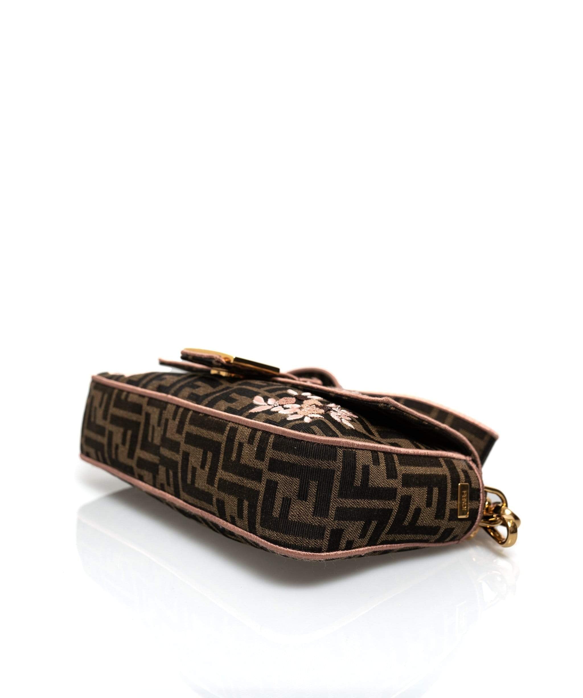 Fendi Fendi Roma/ Amor Fabric bag with Embroidery detailing - ASL1620