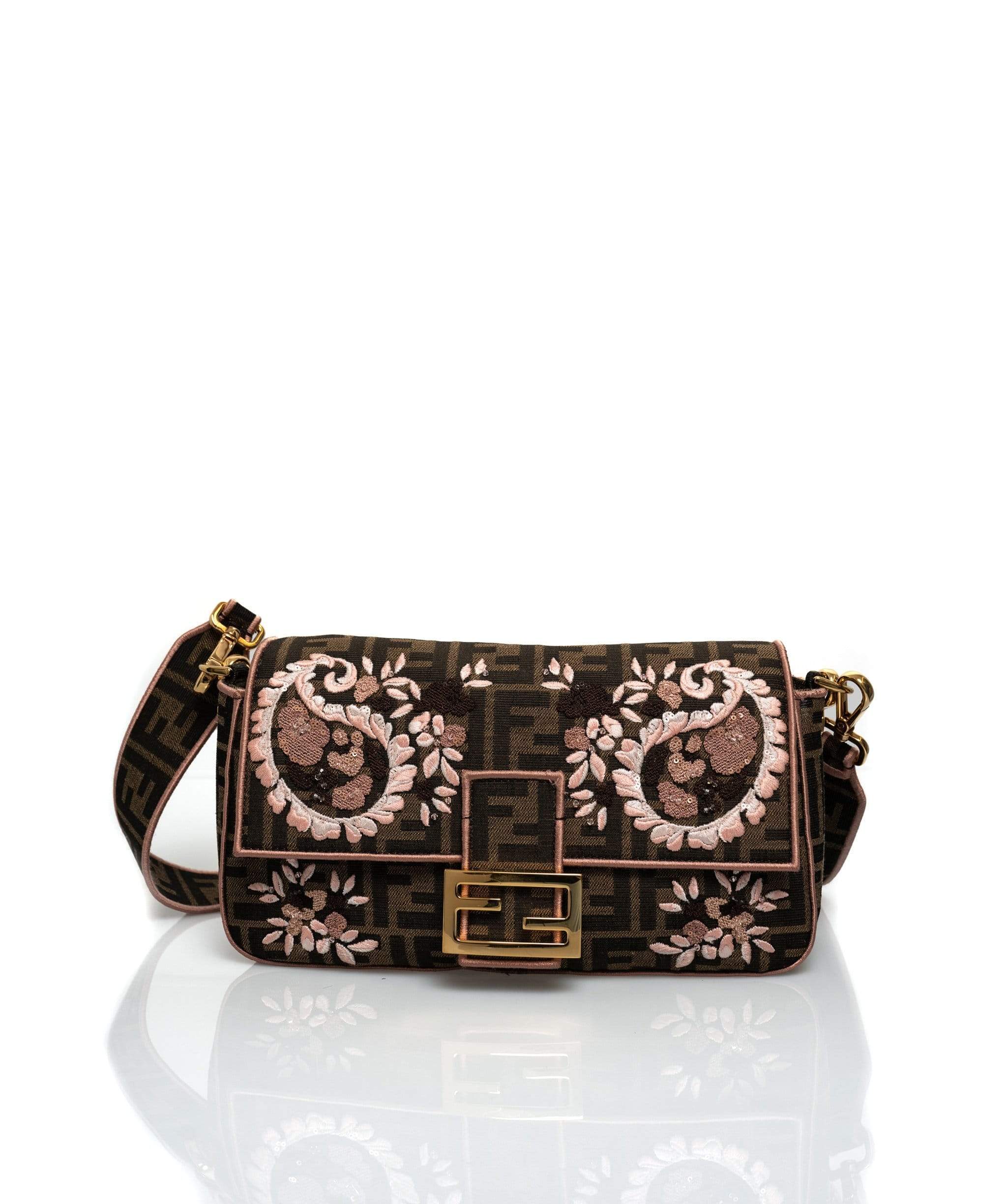 Fendi Fendi Roma/ Amor Fabric bag with Embroidery detailing - ASL1620