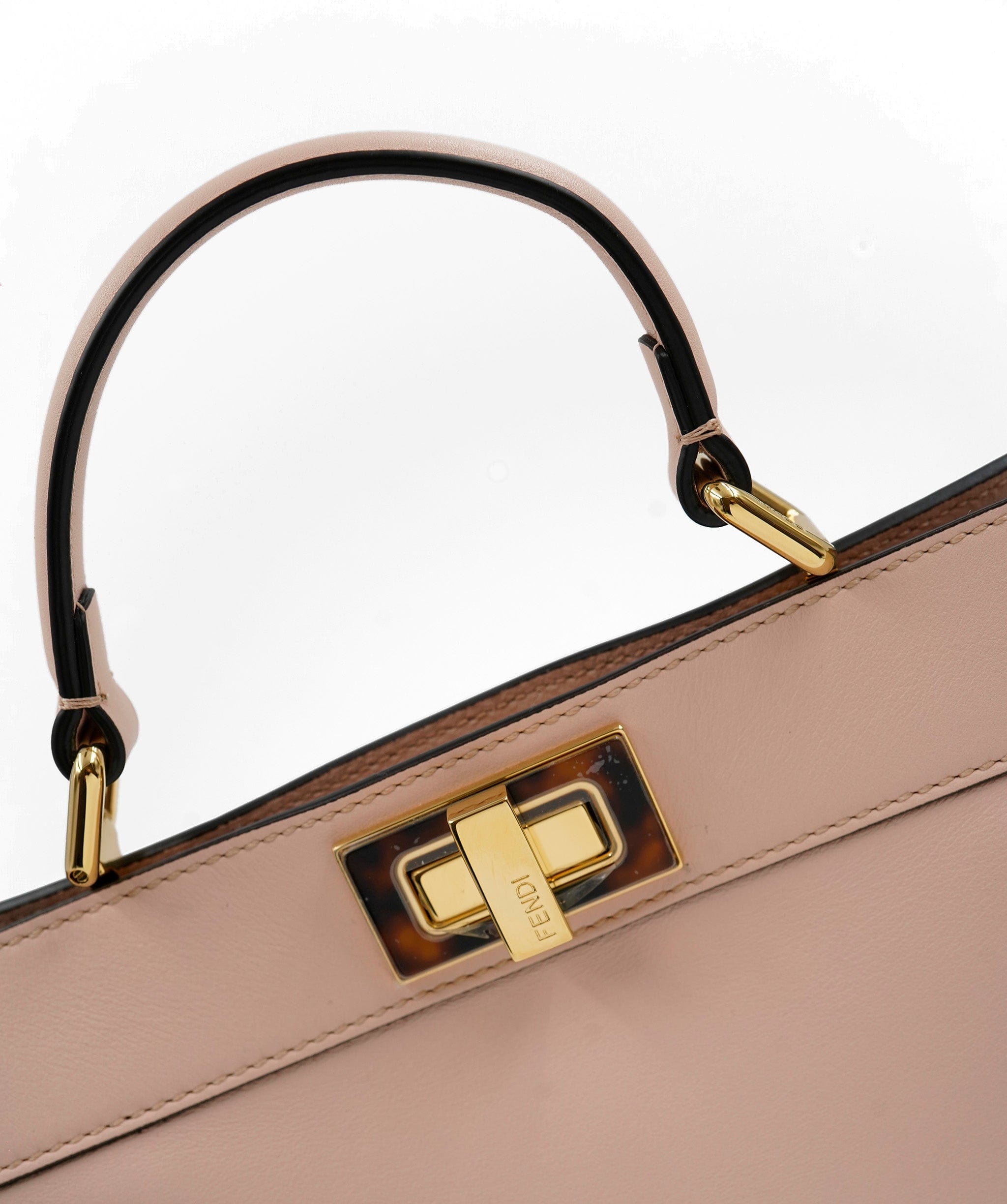 Fendi Fendi Small Peekaboo Bag - AWC1931