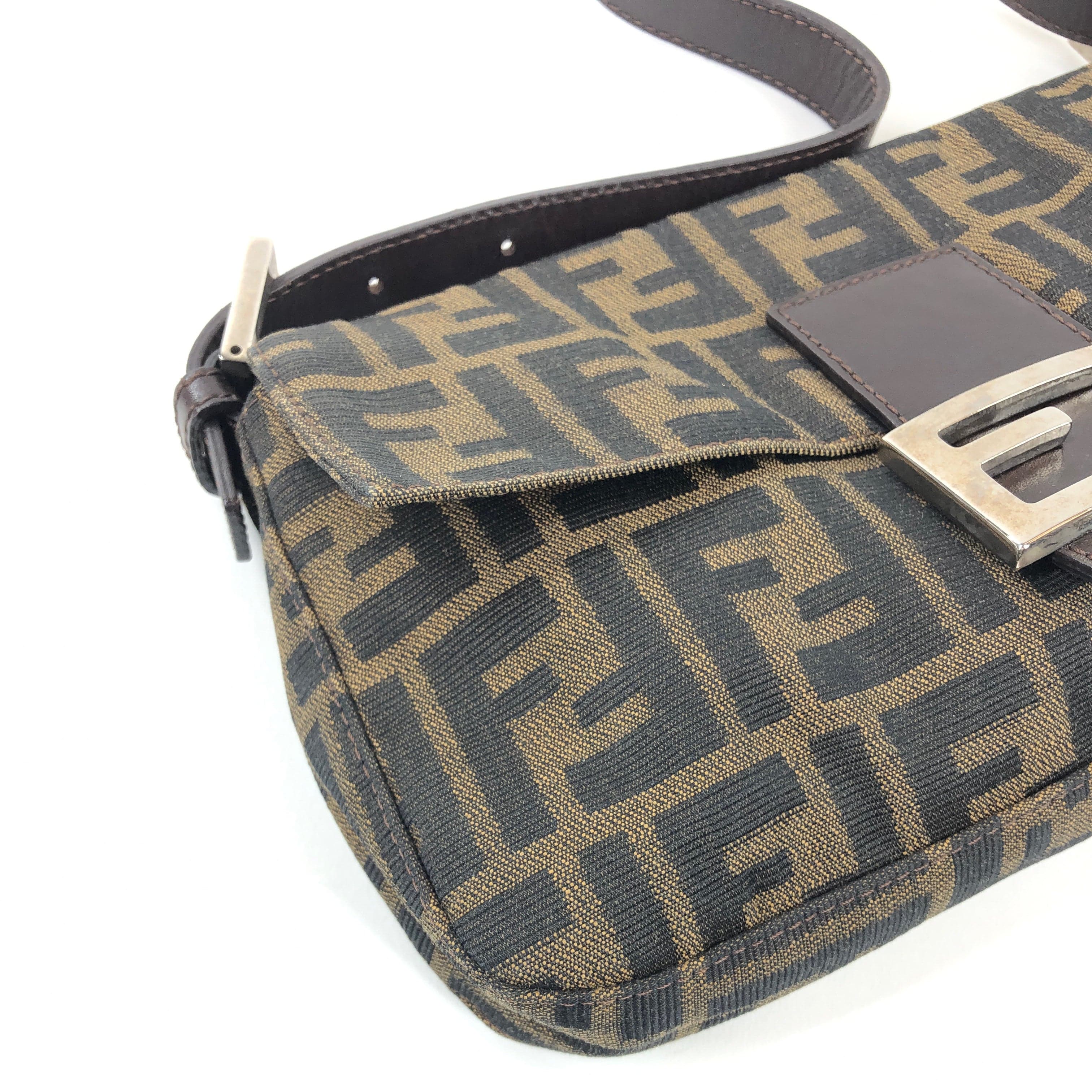 Fendi Fendi Zucca Baguette 4001483