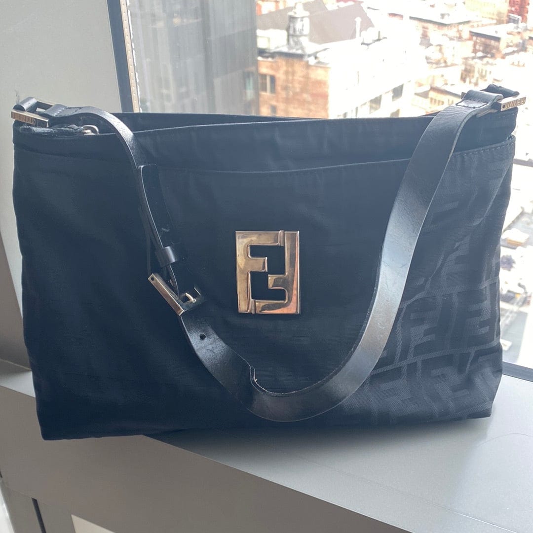 Fendi Fendi Zucca Shoulder Bag Black ASL2600