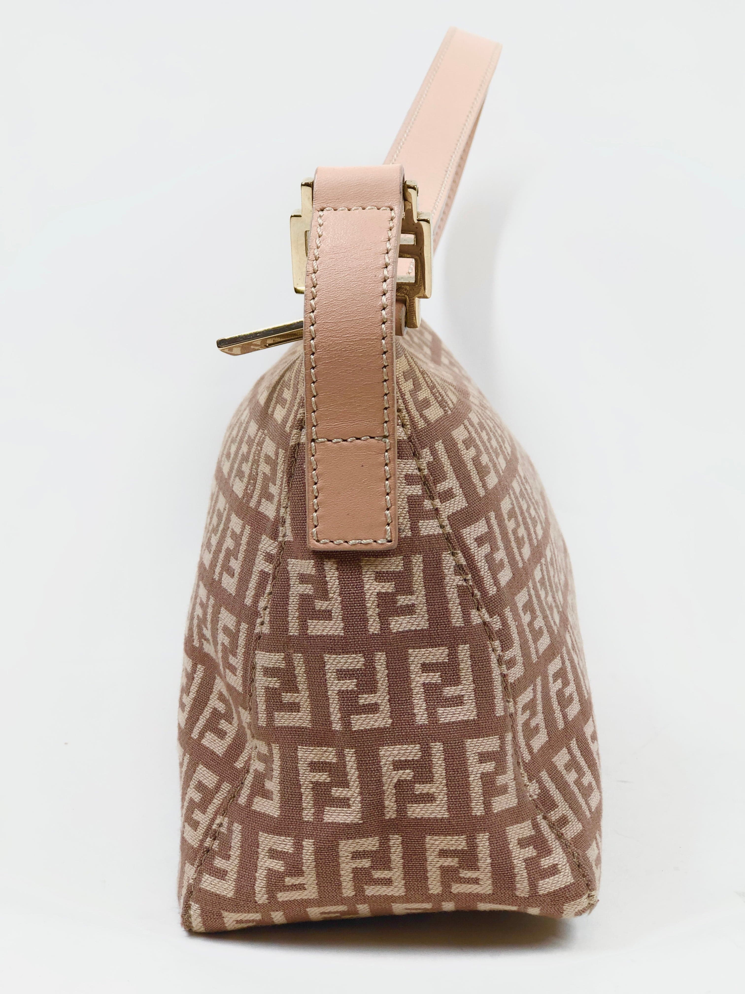 Fendi Fendi Zucchino Shoulder Bag Pink ASL3045