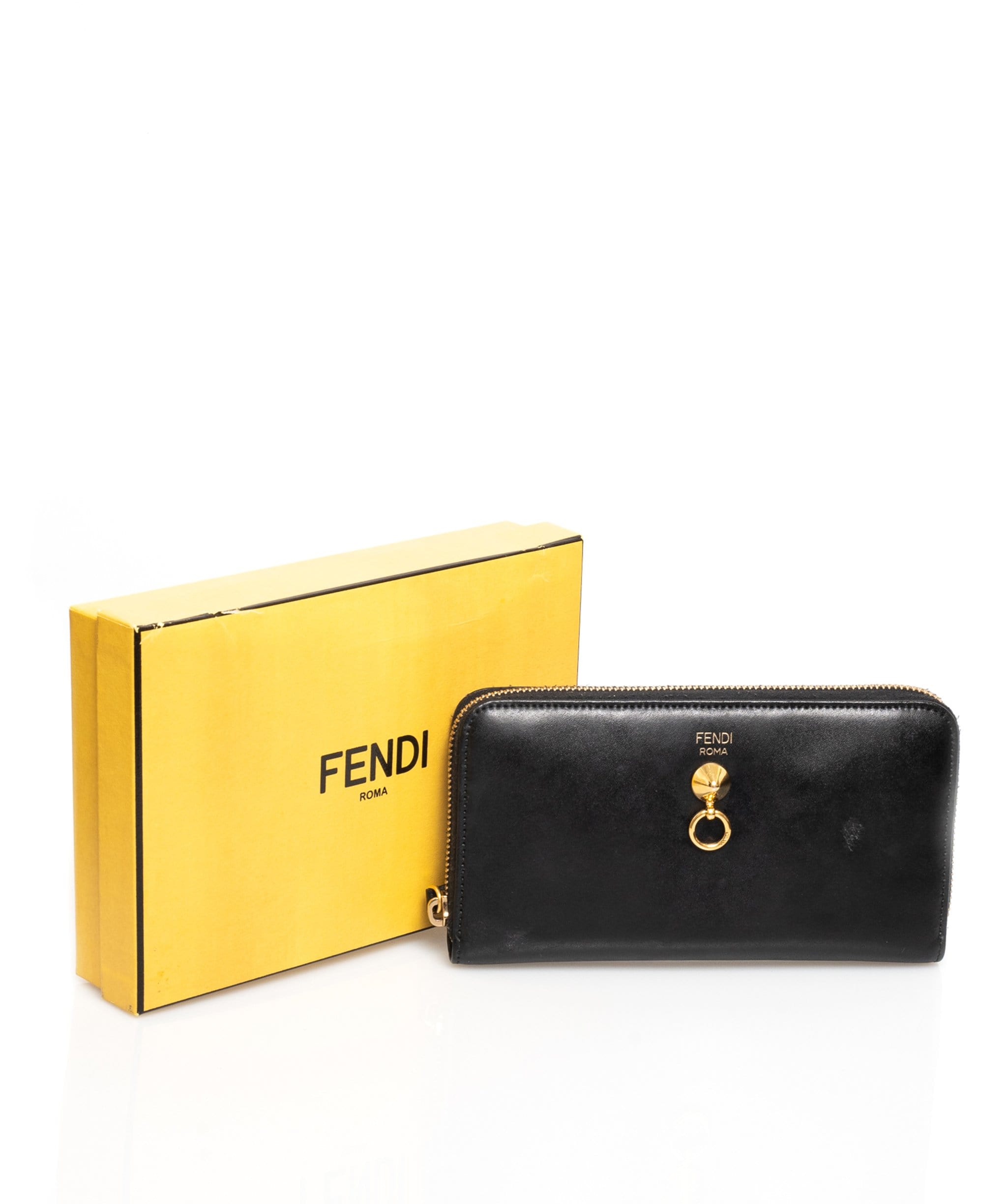 Fendi Fendi Black Zip Around Wallet - AGL1323