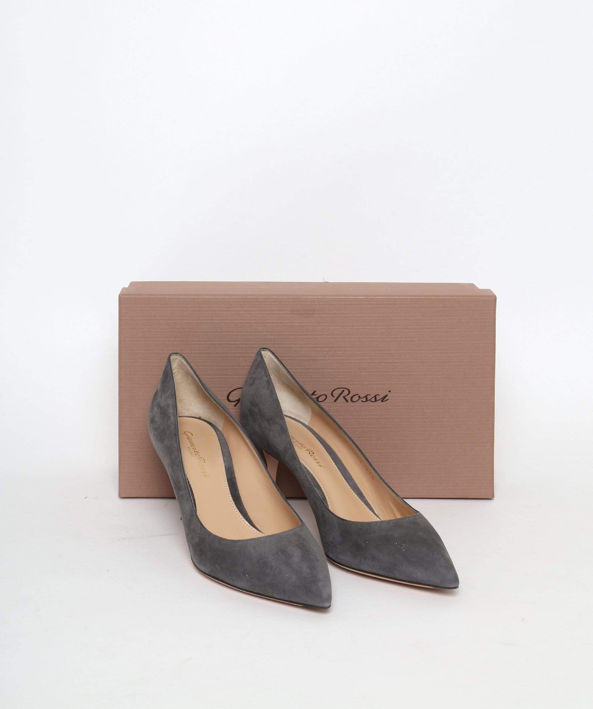 Gianvito Rossi Gianvito Rossi Taupe Suede Pumps size 37.5