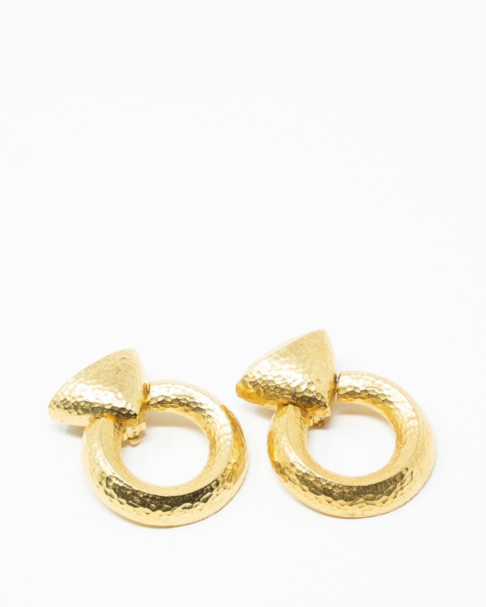 Givenchy Givenchy 1980s door knocker earrings - AEL1021