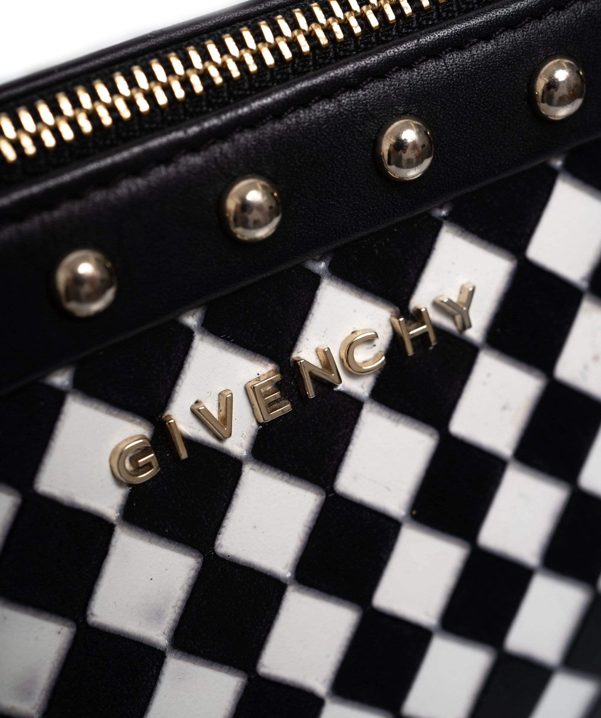 Givenchy Givenchy Black and White Clutch Bag MW1718