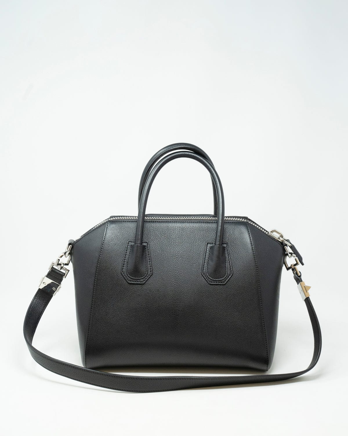 Givenchy Givenchy Black Antigona Bag - ALL0010