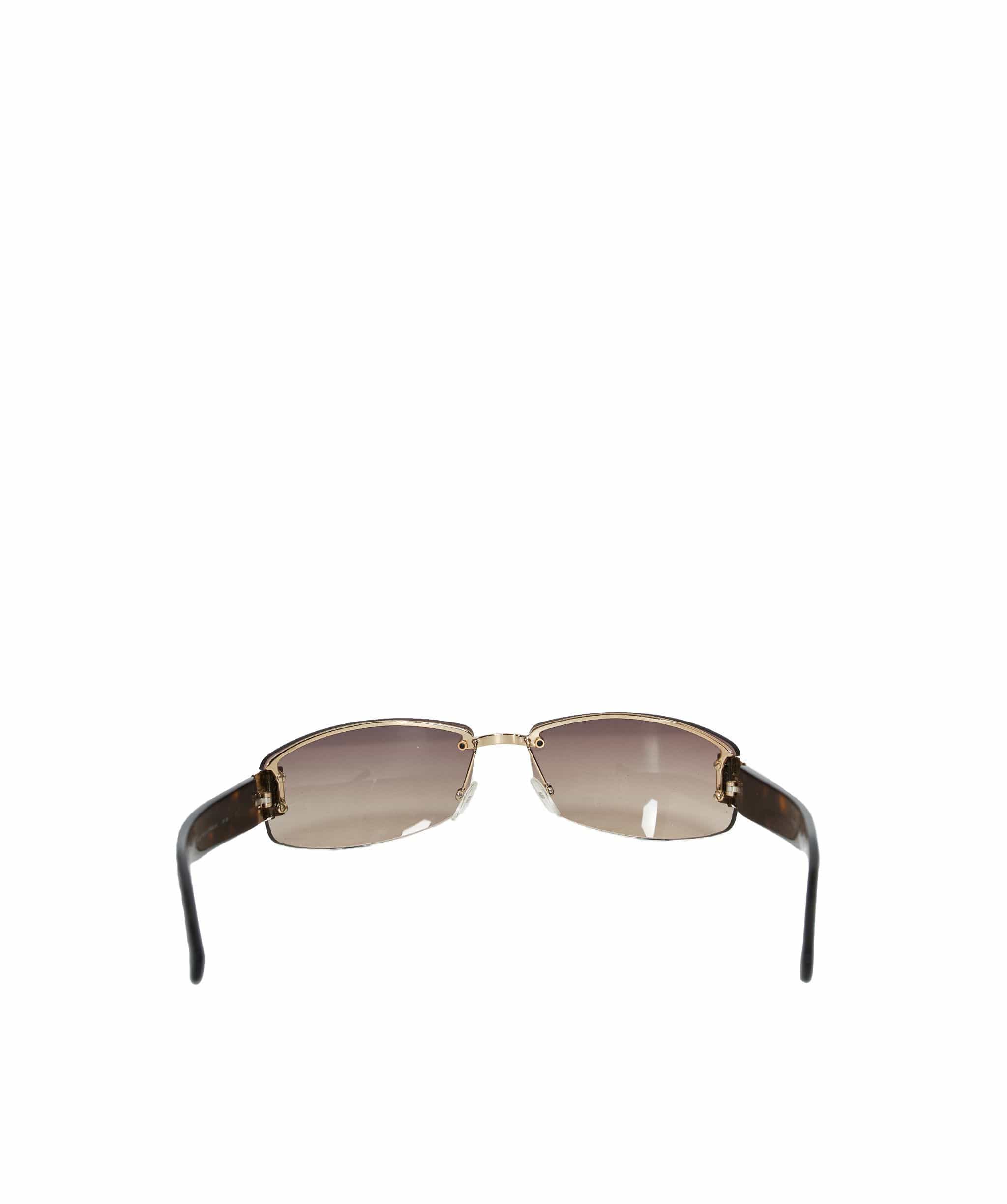 Gucci Gucci Sunglasses AGL1058