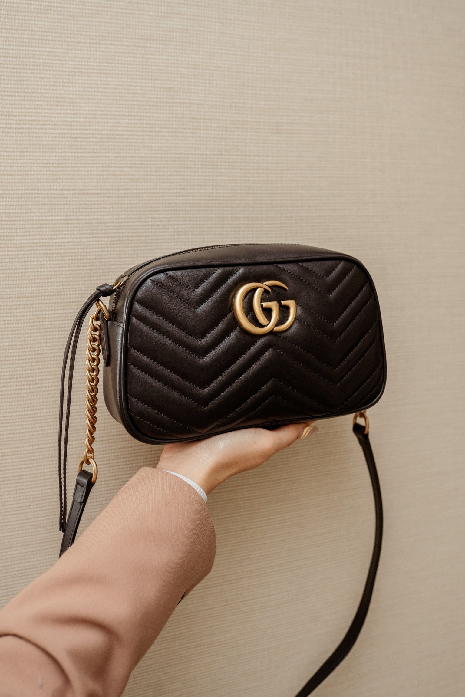 Gucci Gg Marmont Small Matelasse Shoulder Bag ASL3070