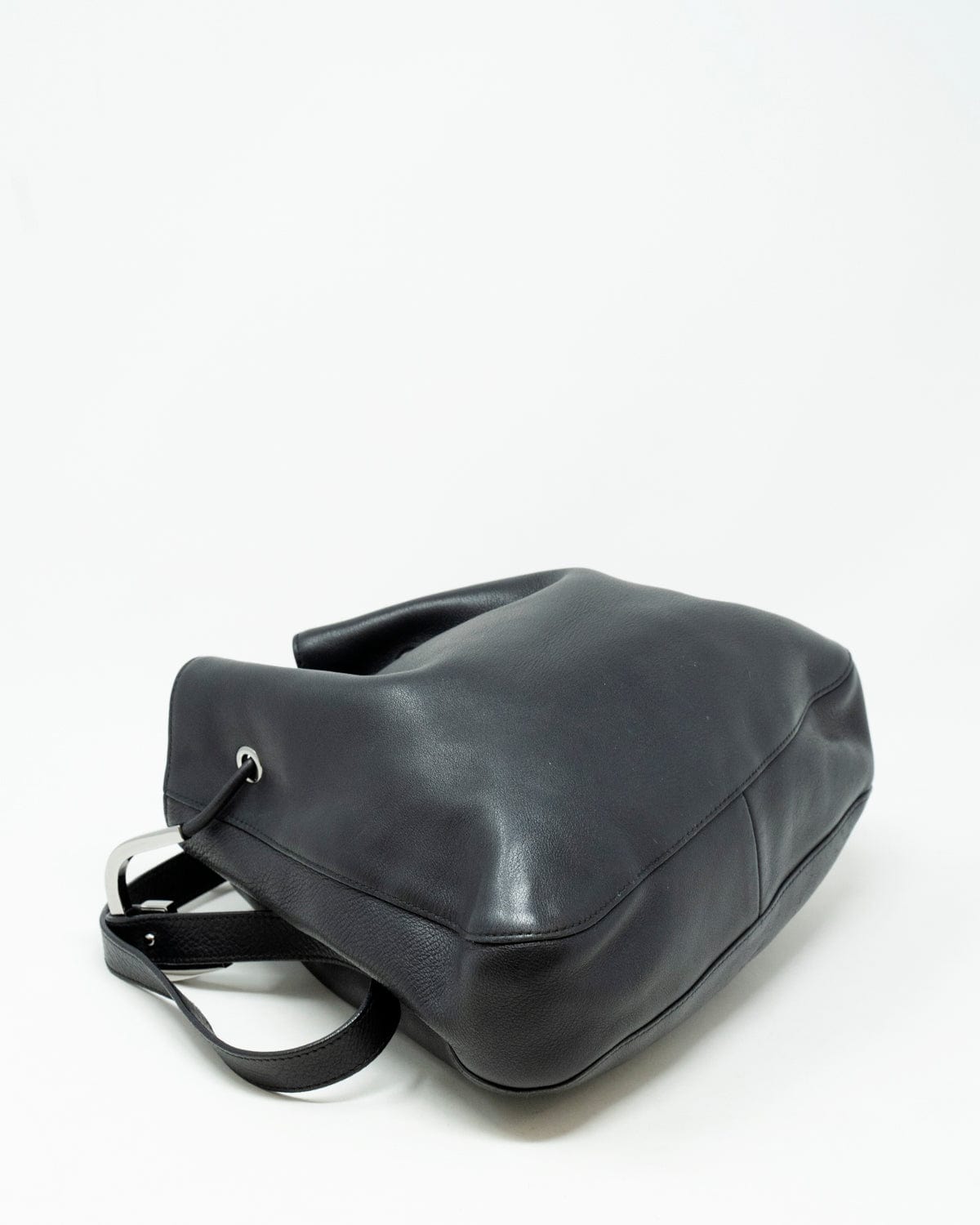 Gucci Gucci Black Leather Bucket Style Shoulder Bag - AGL1827