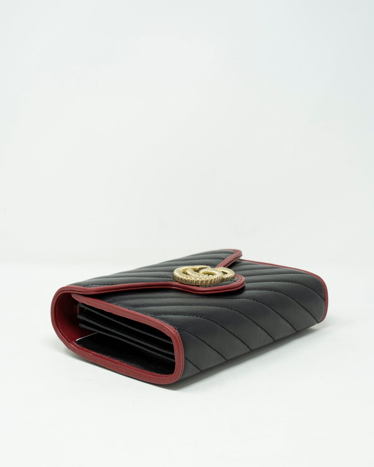 Gucci Gucci Black & Red Marmont Torchon WOC - ASL2486