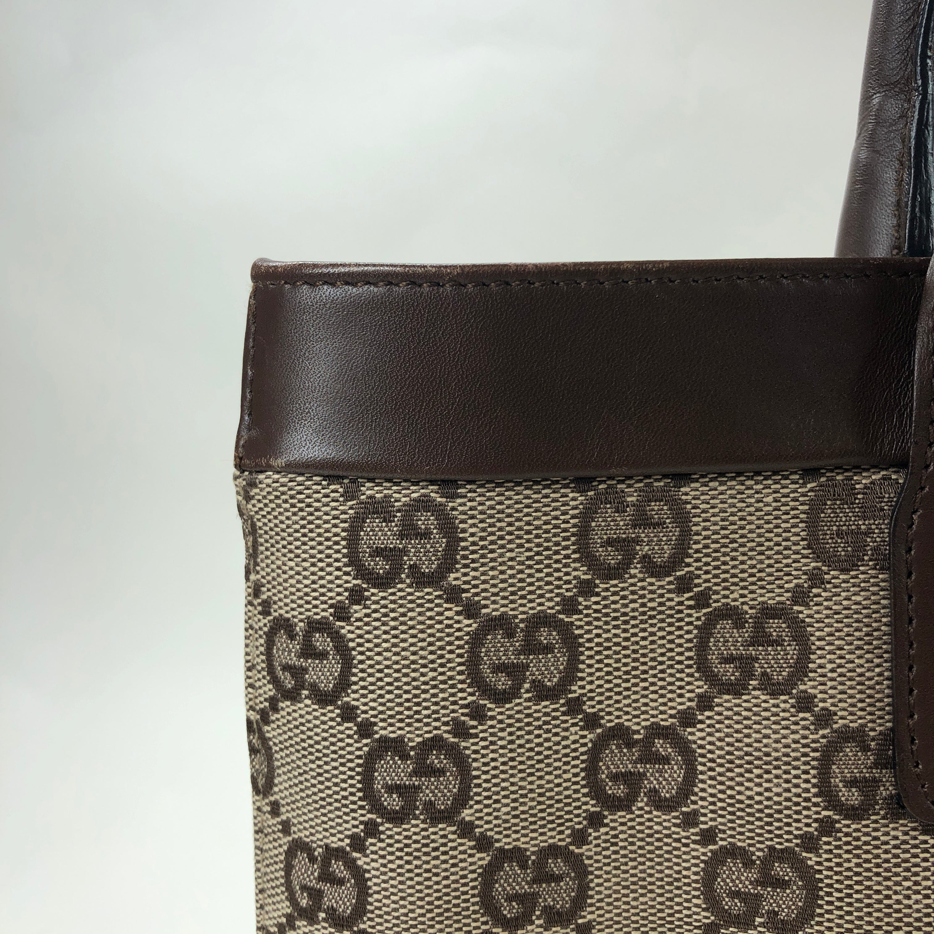 Gucci Gucci GG Canvas Handbag PXL2327