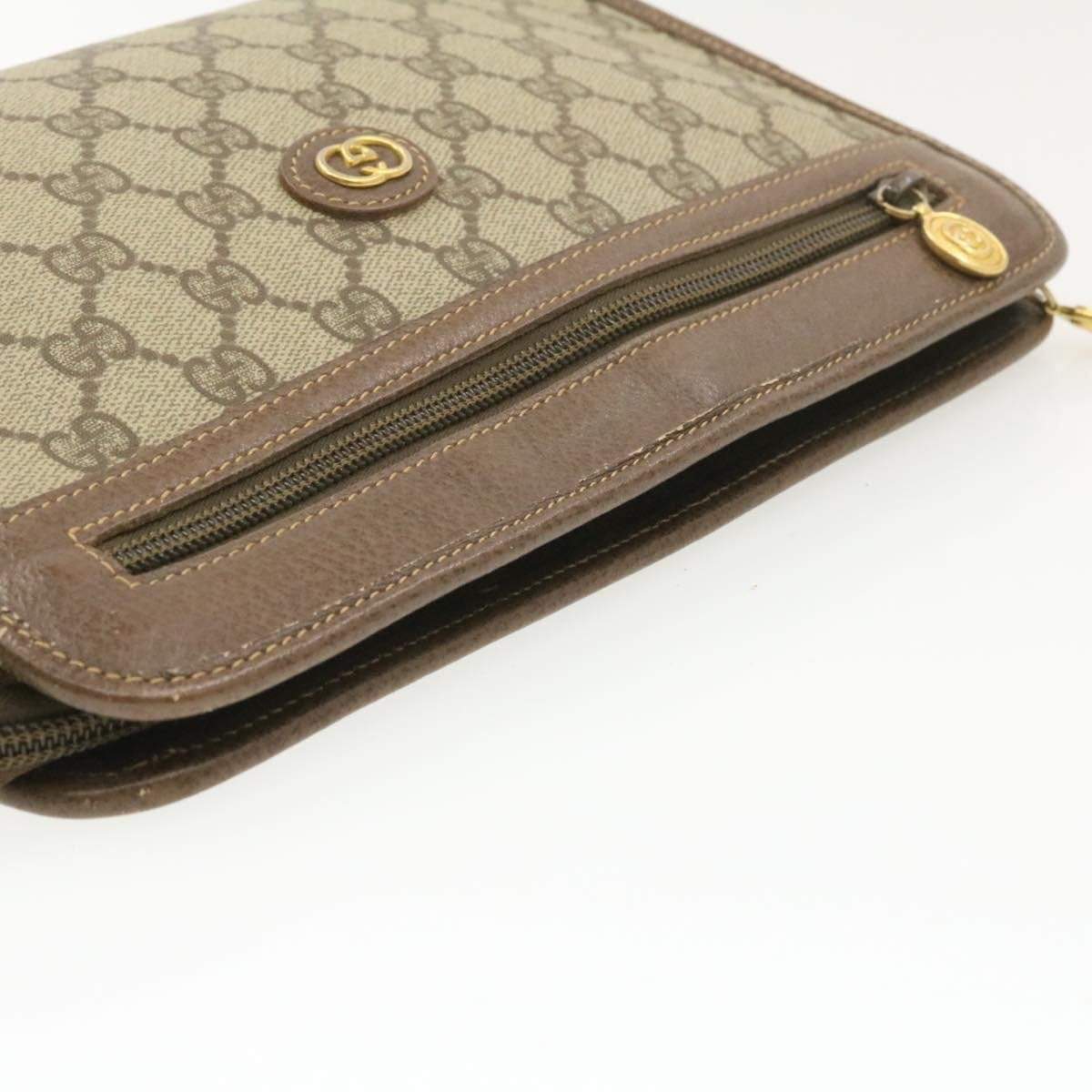 Gucci Gucci GG Supreme Clutch Bag - ADL1480