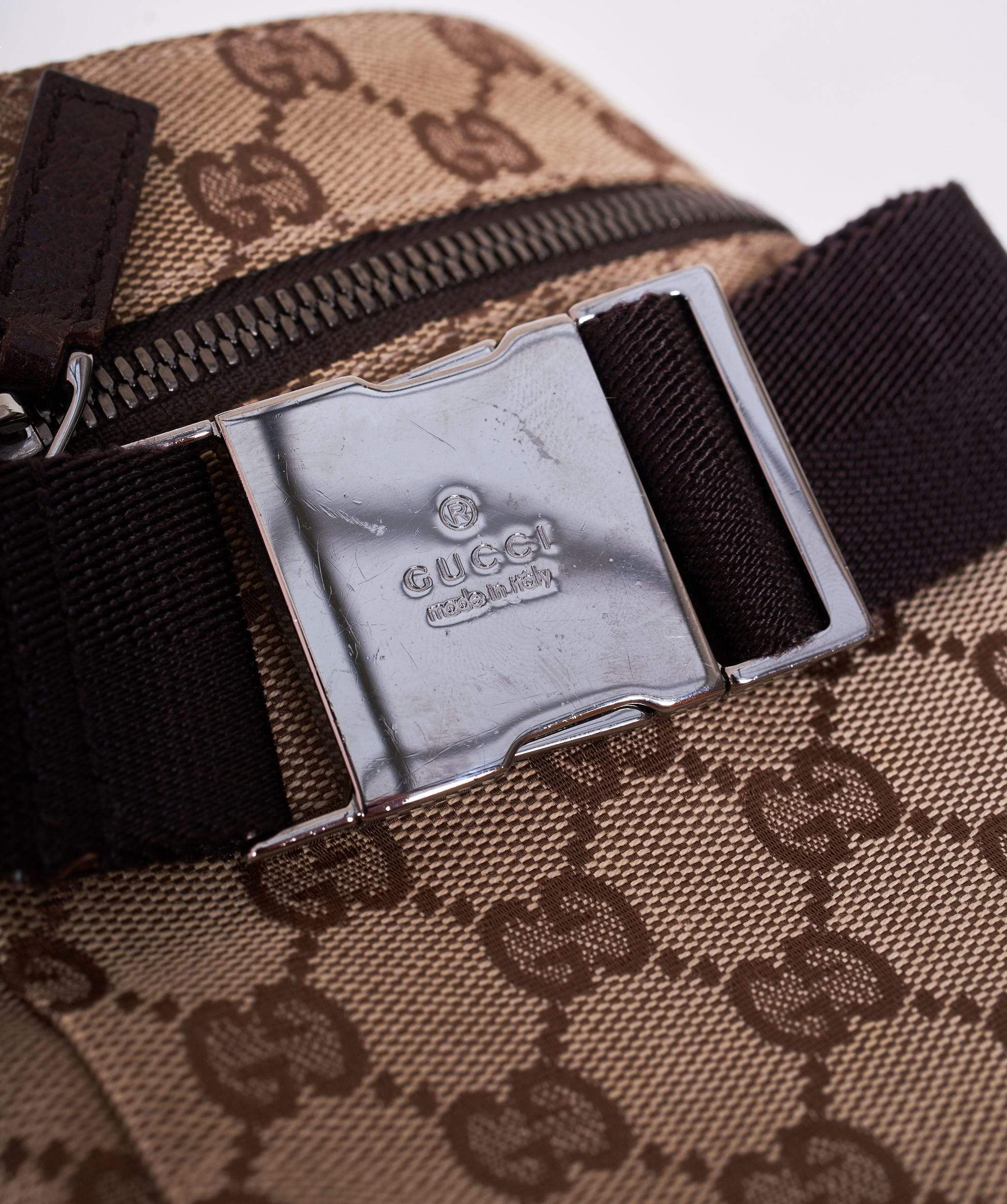 Gucci Gucci Guccissima Beige Canvas Waist Bag  AGL1010