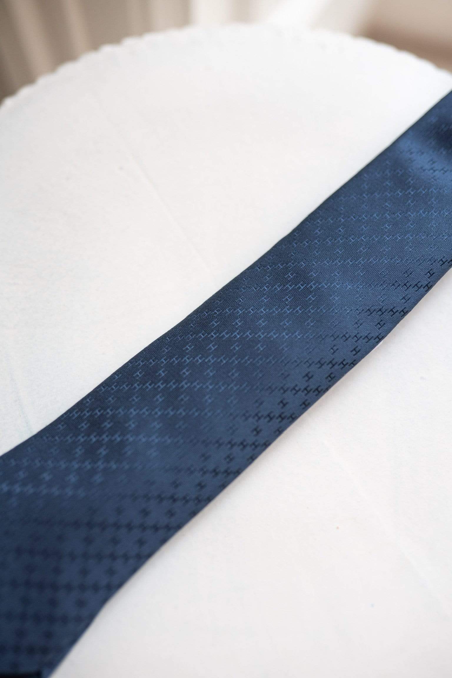 Hermès Hermes Falconee H Bicolour Tie - ST-HER-107